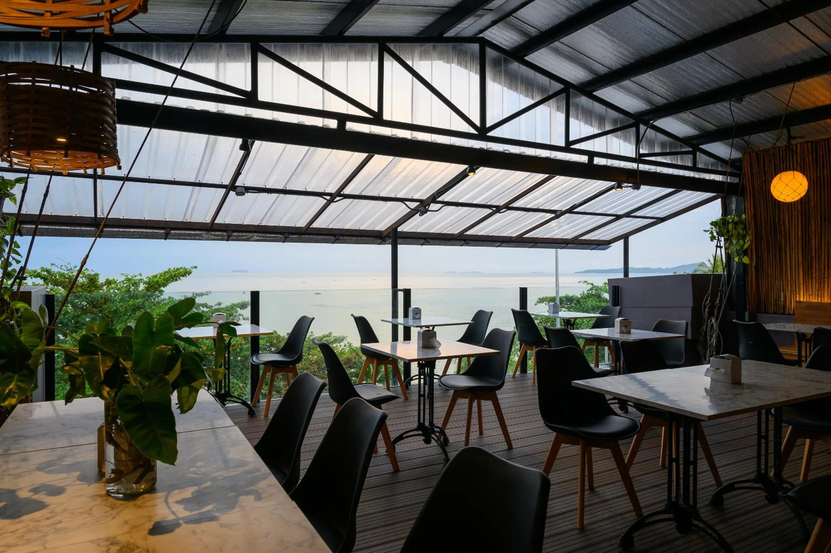 Lounge or bar, Restaurant/Places to Eat in Quarter 09 Beach