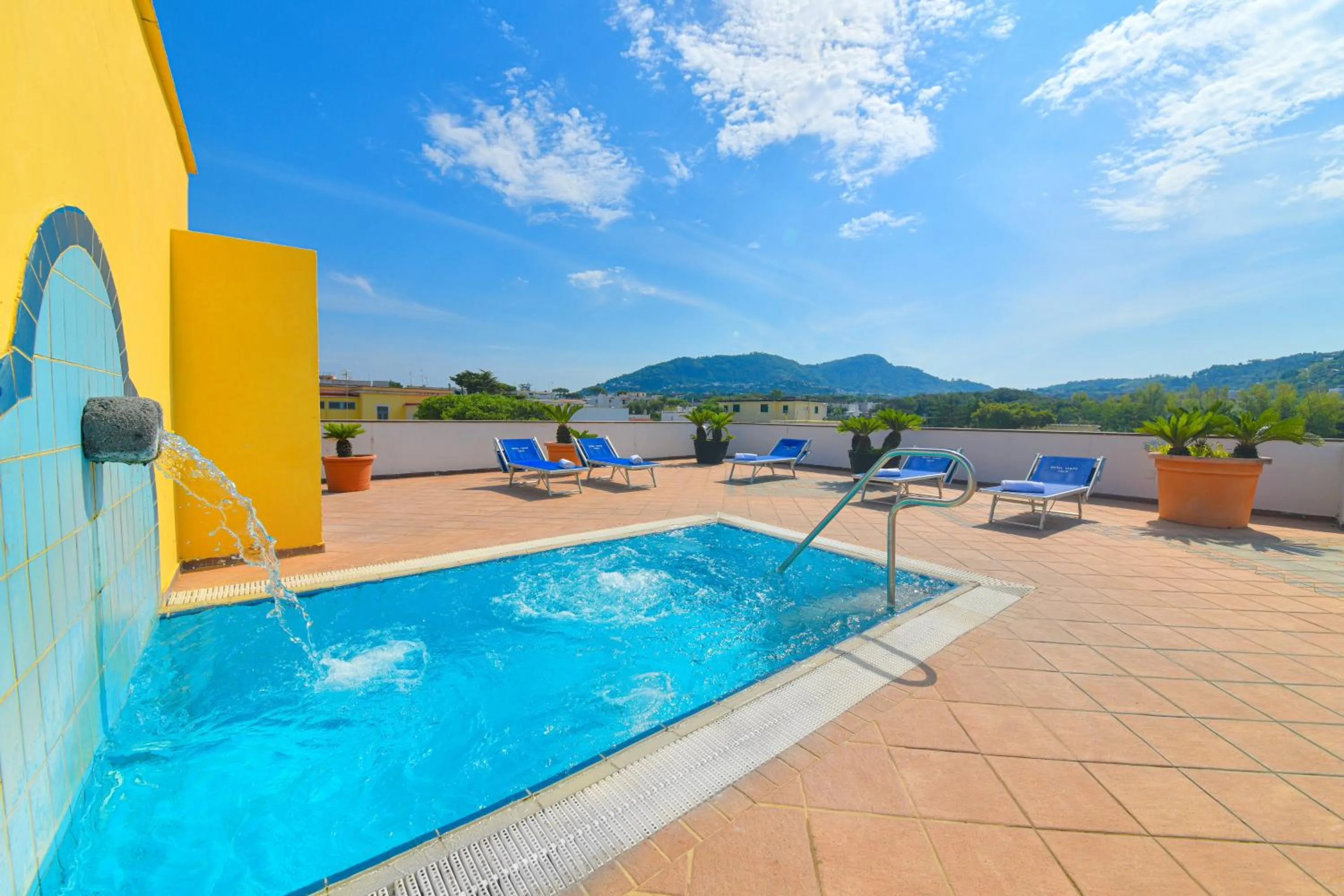 Swimming pool in Hotel Felix Terme