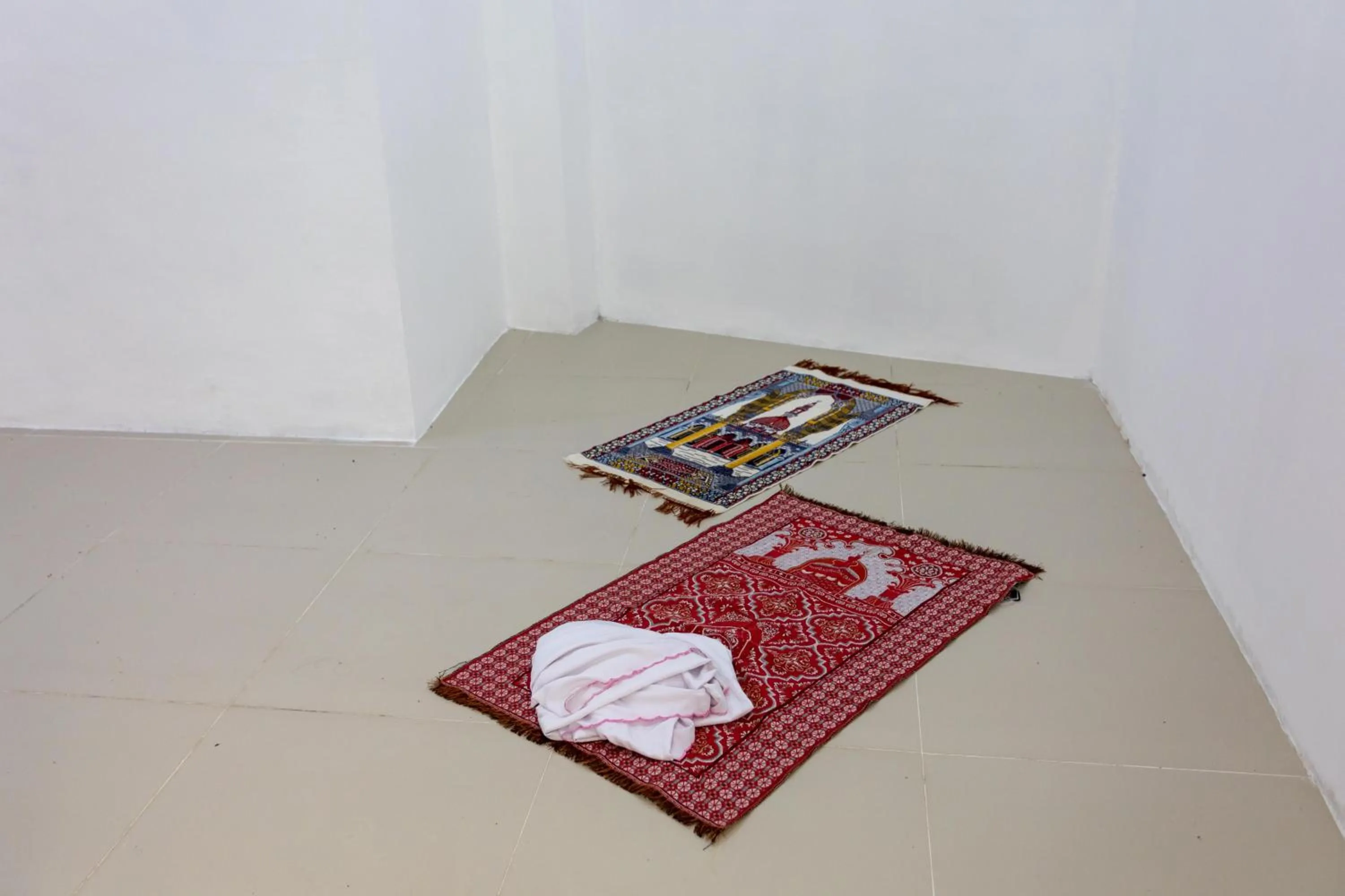 Logo/Certificate/Sign in Batuque Town Villa