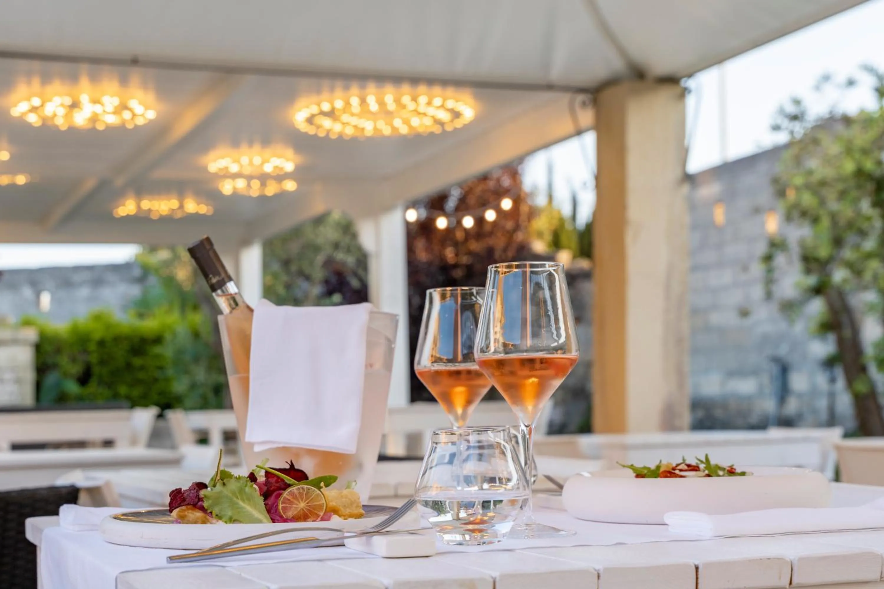 hair dresser in Villa Rosa Antico Dimora Storica