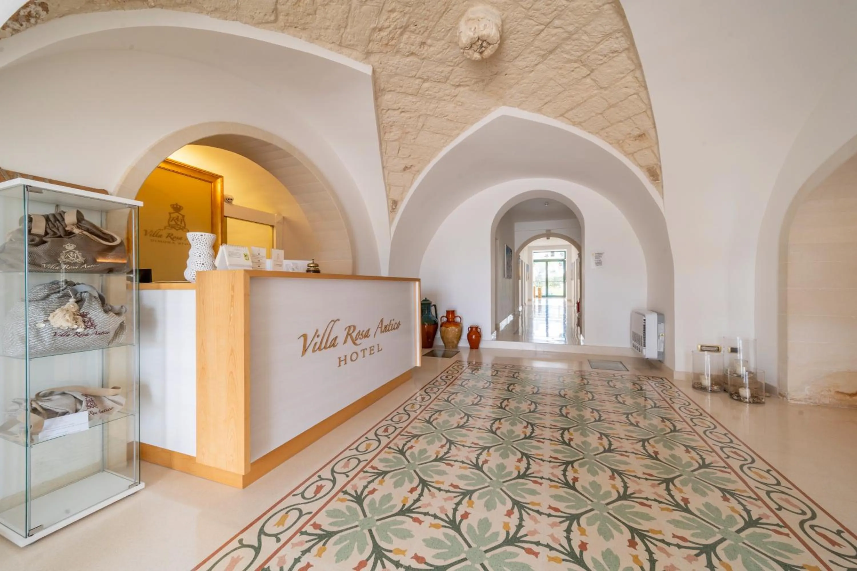 Lobby or reception in Villa Rosa Antico Dimora Storica