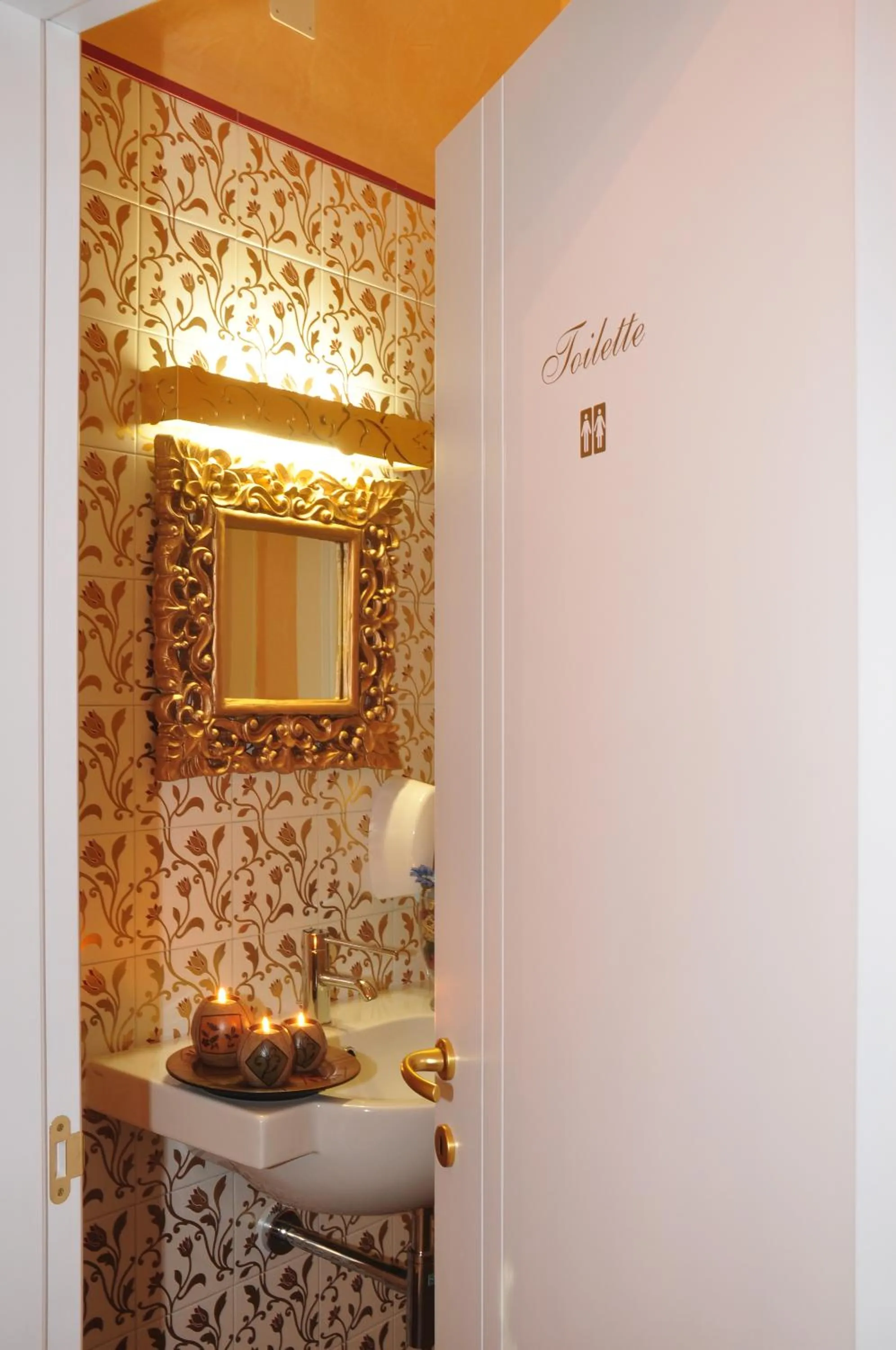 Bathroom in Villa Rosa Antico Dimora Storica