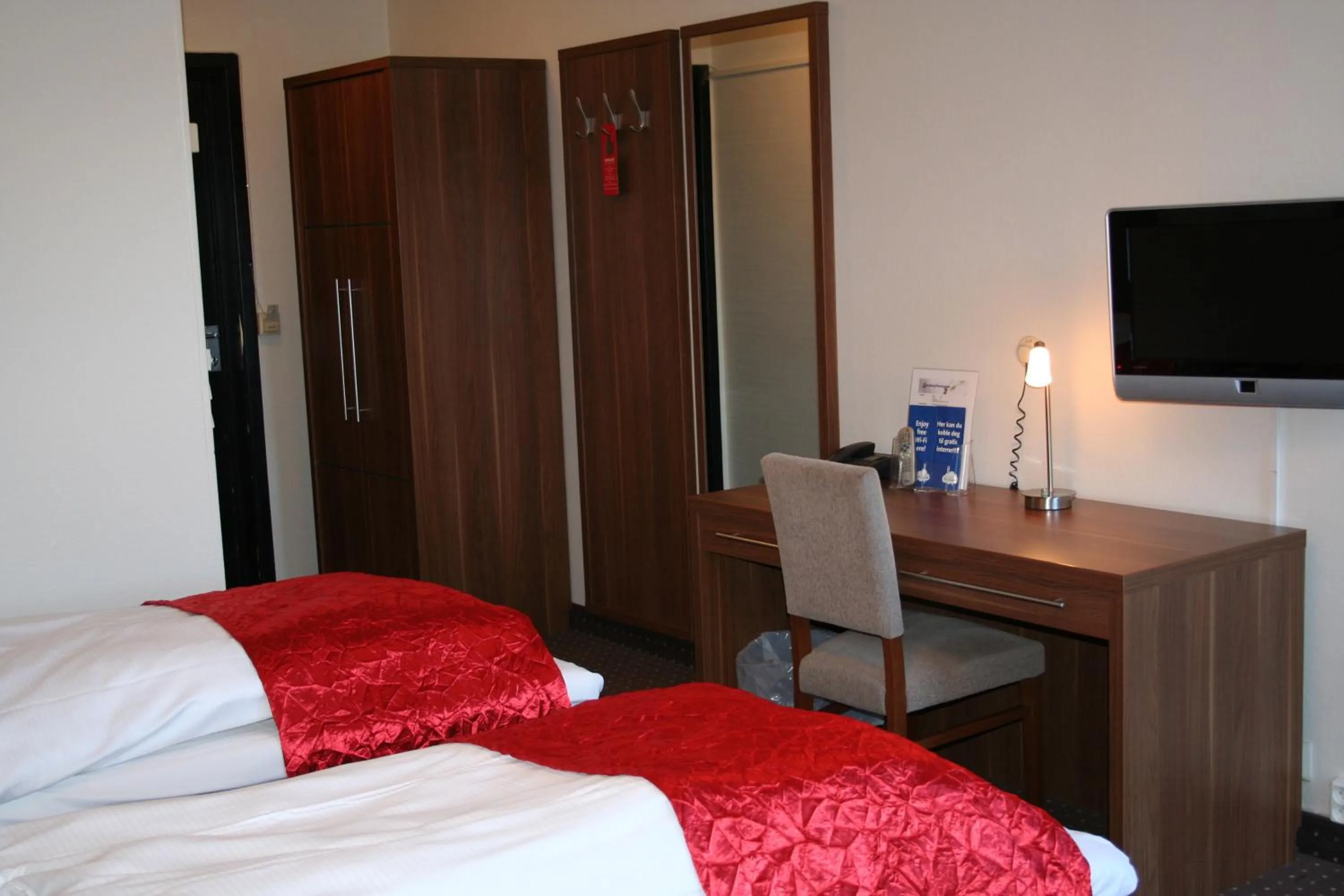 Photo of the whole room, Bed in Thon Partner Hotel Otta
