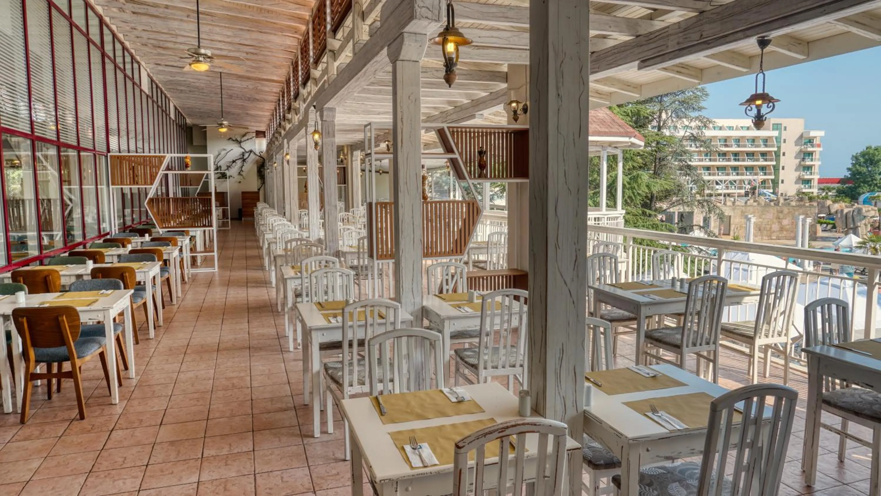 Restaurant/places to eat in DIT Evrika Beach Club Hotel - All Inclusive