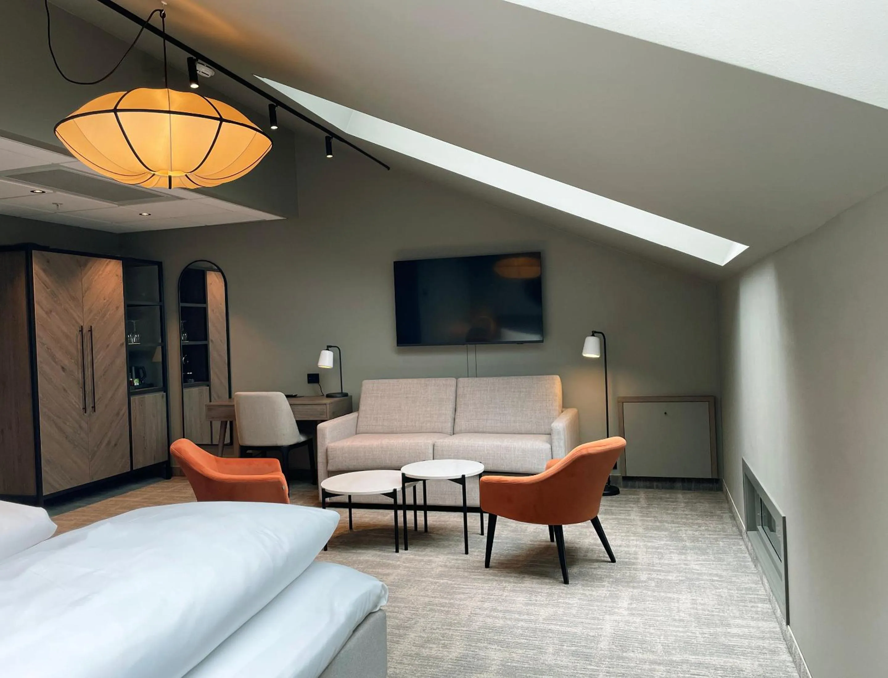 Bedroom in Karl Johan Hotel