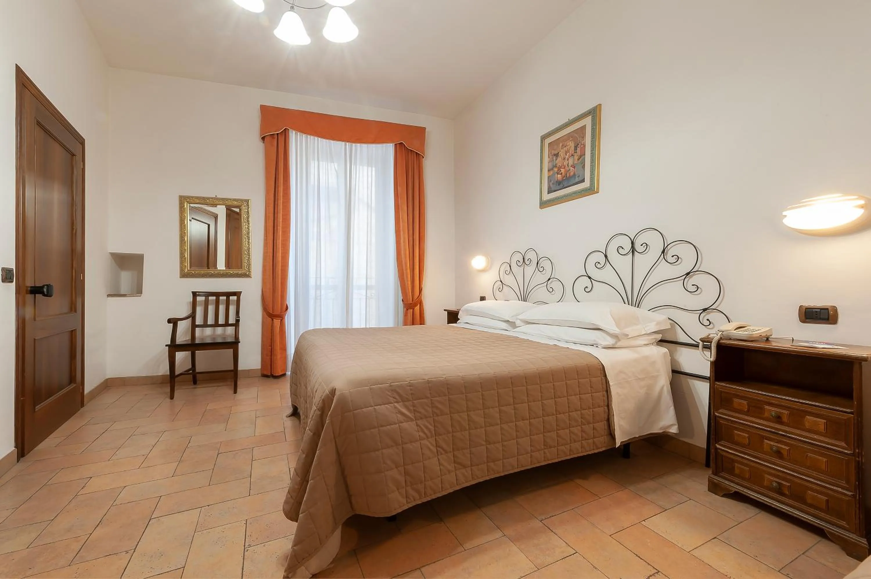 Bedroom, Bed in Hotel Sole