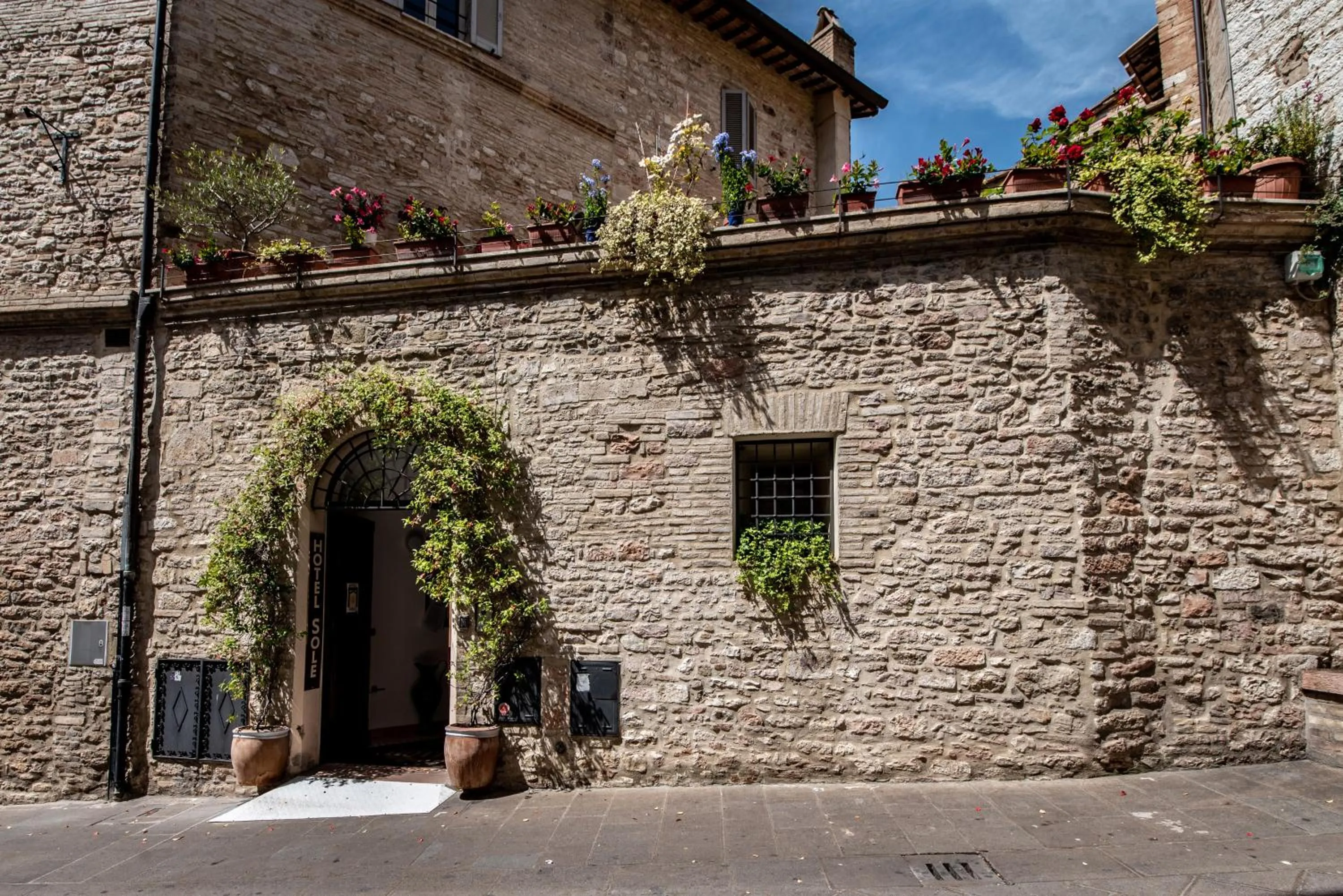 Facade/entrance in Hotel Sole