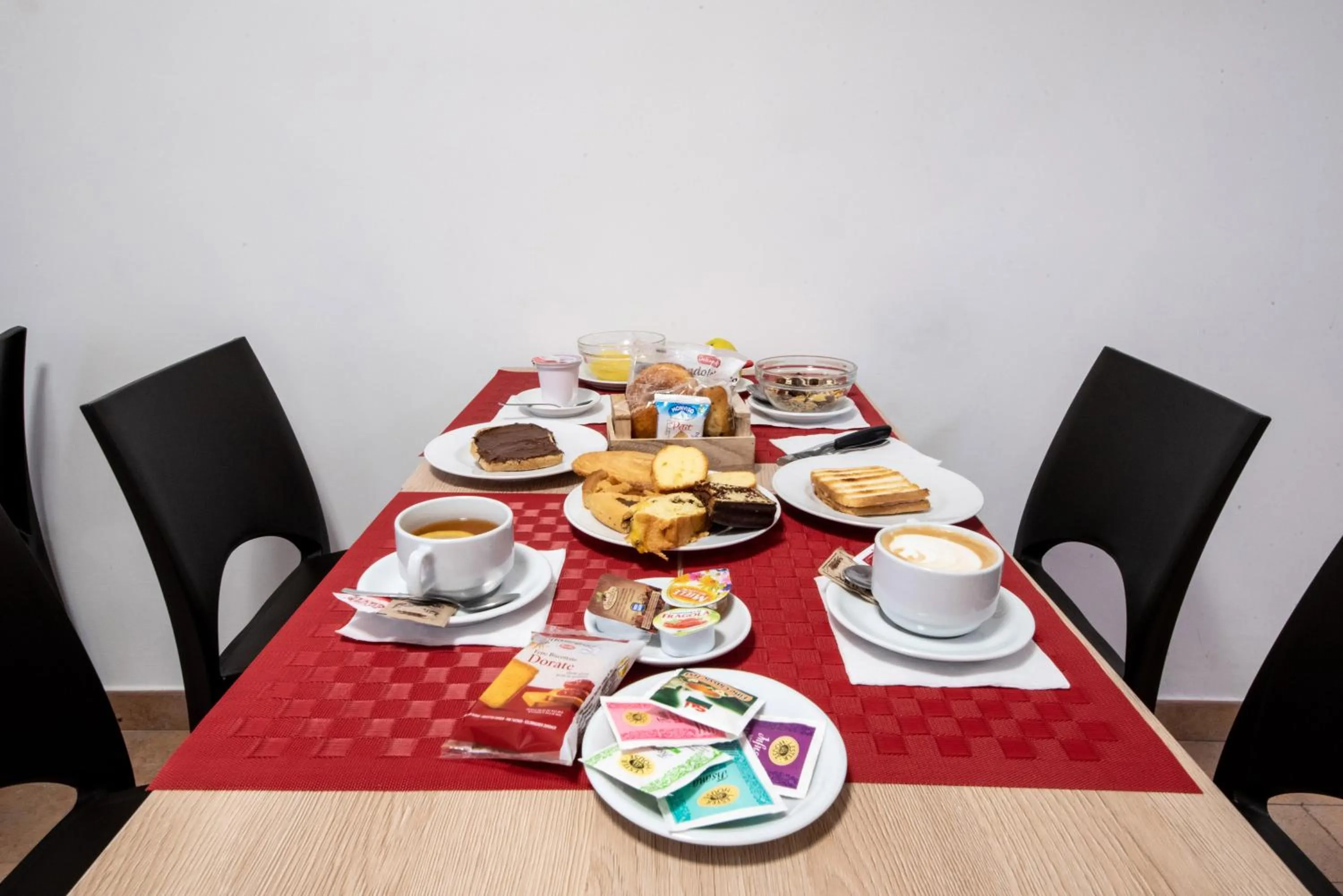 Buffet breakfast in Hotel Sole