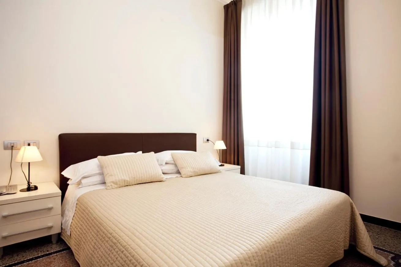 Bed in Hotel Dei Fiori Restaurant - Meeting & Spa