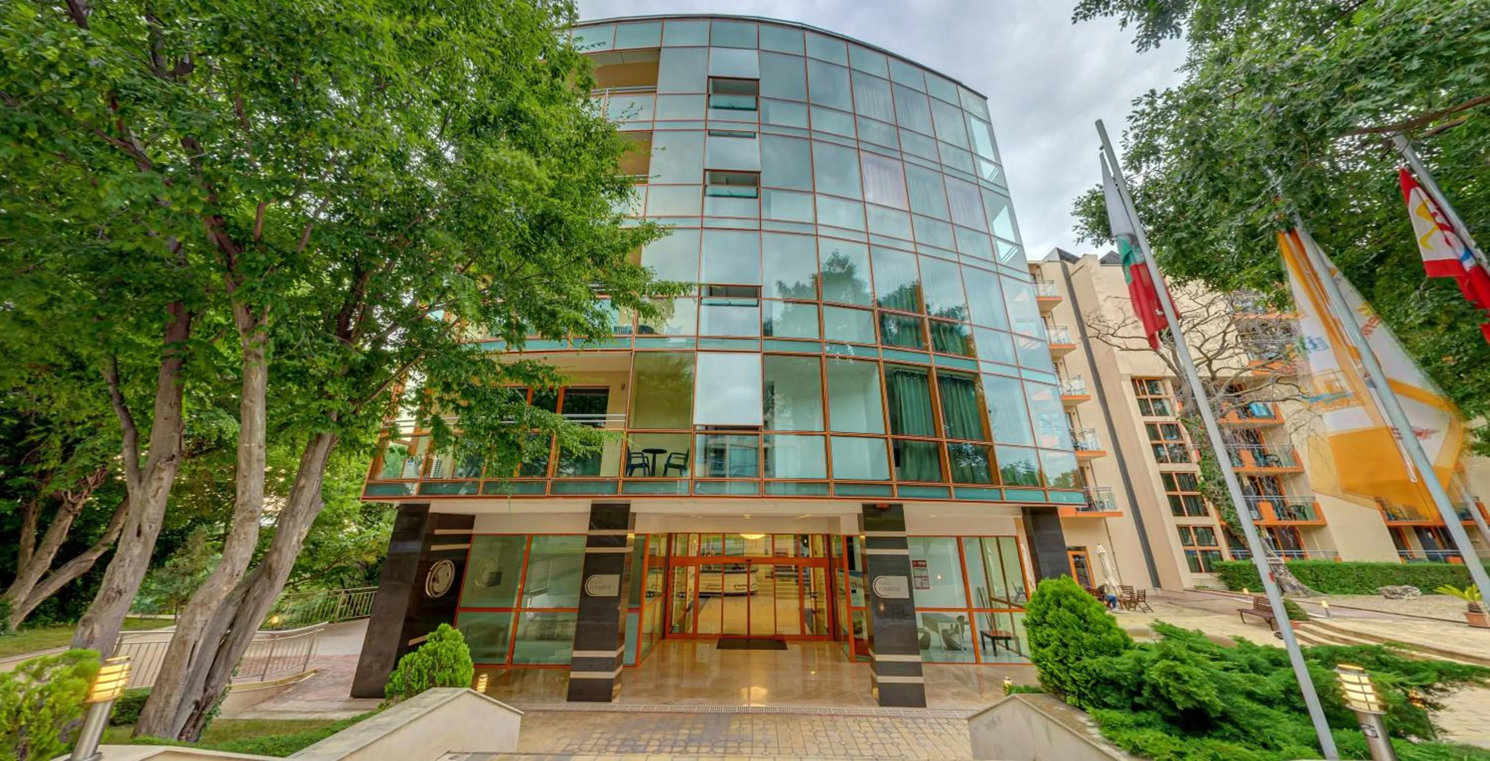 Facade/entrance in Hotel Sunrise Golden Sands