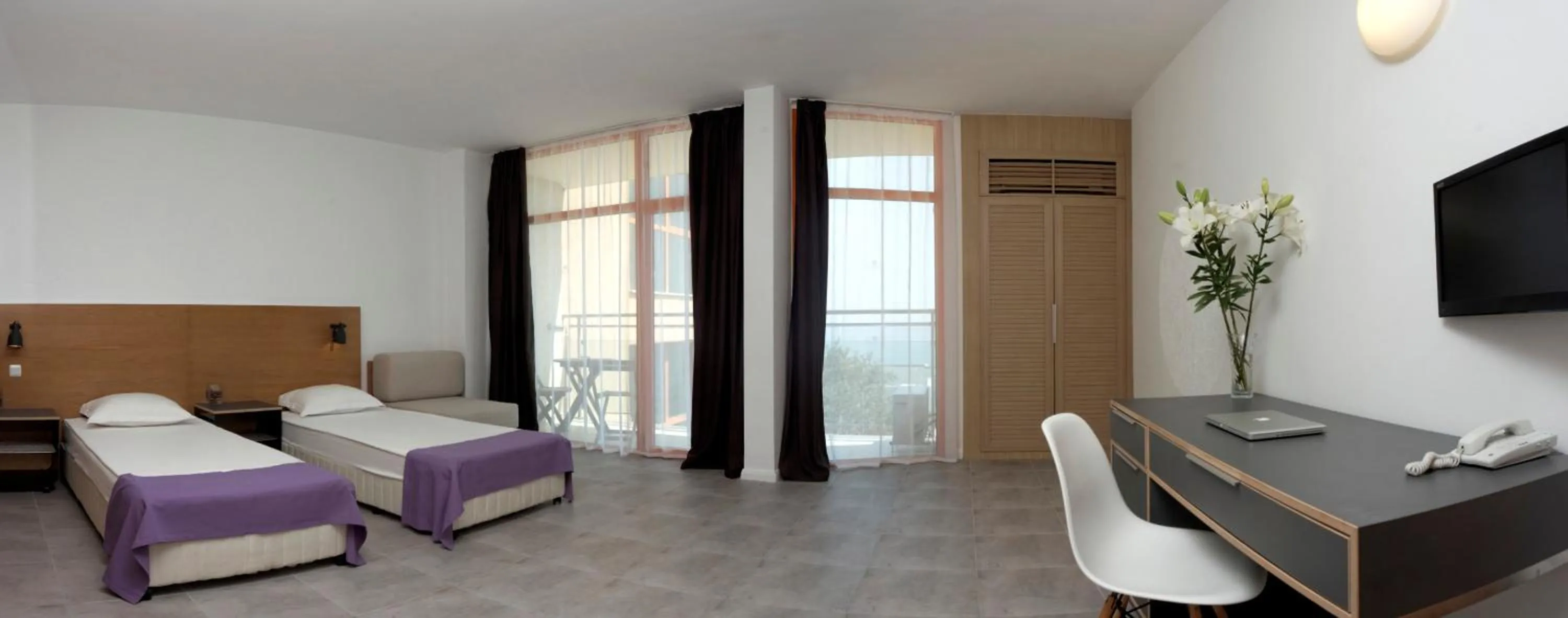 Bedroom, Bed in Hotel Sunrise Golden Sands