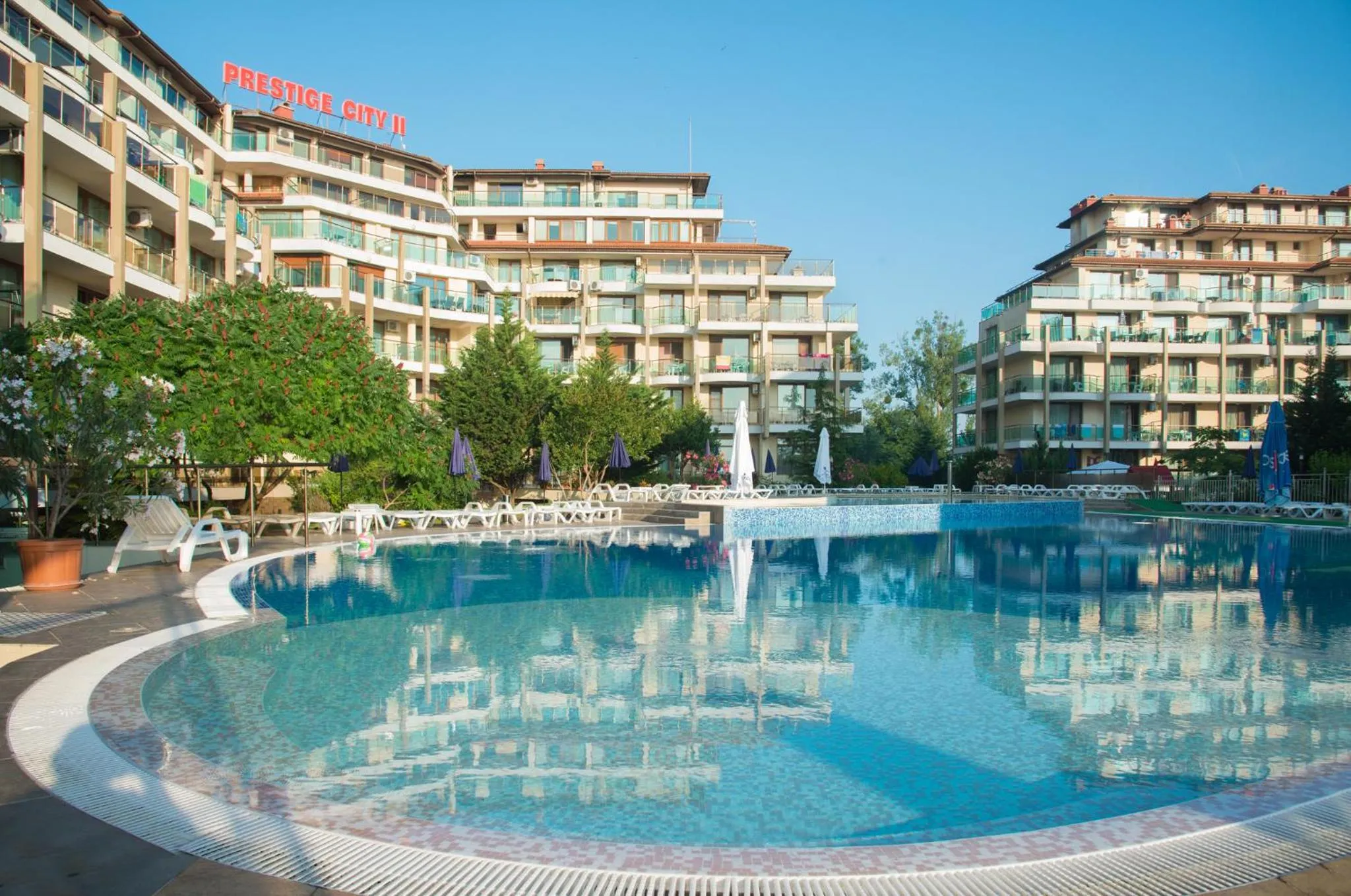 Swimming pool in Aparthotel Hotel Prestige City II