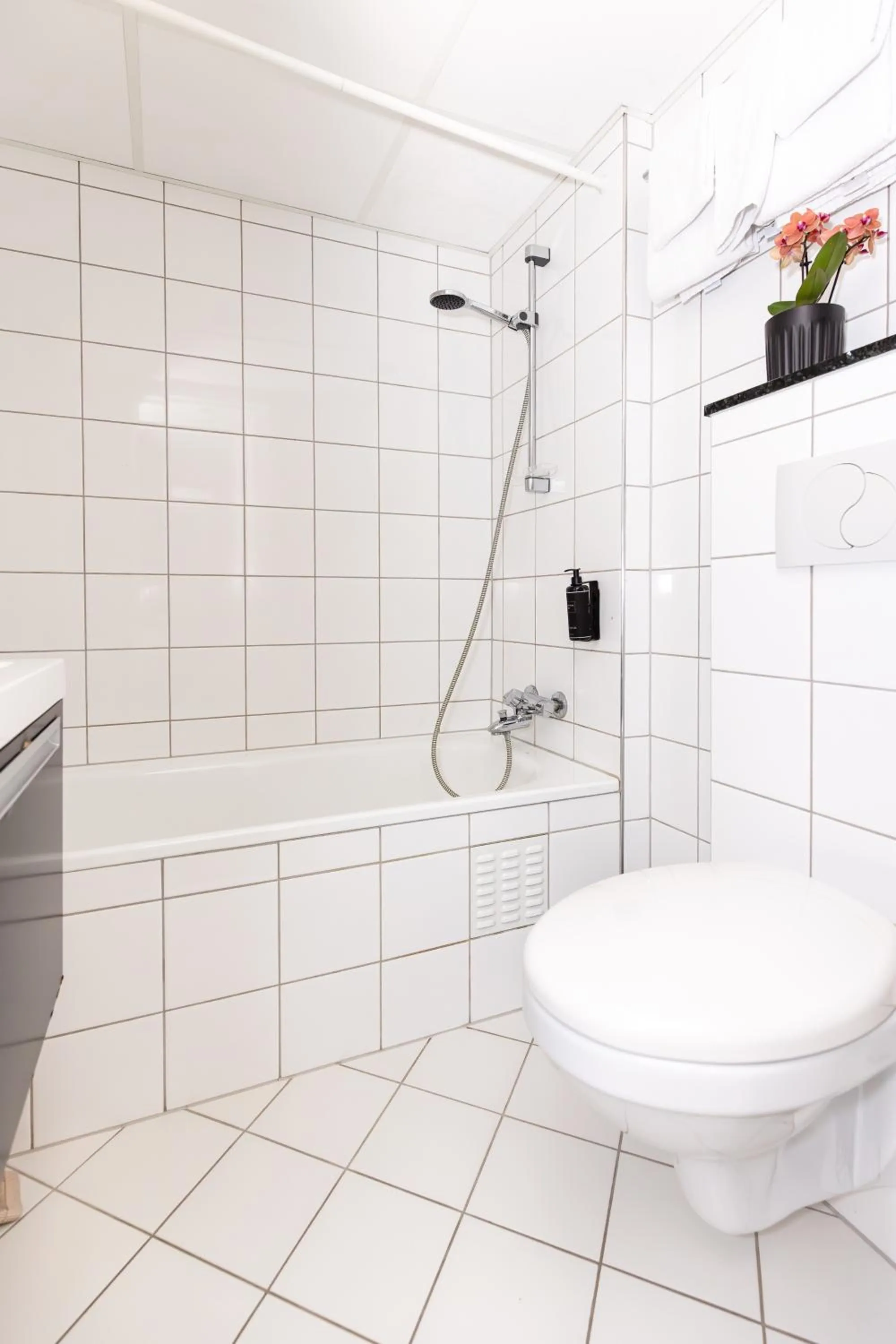 Toilet in Thon Hotel Backlund