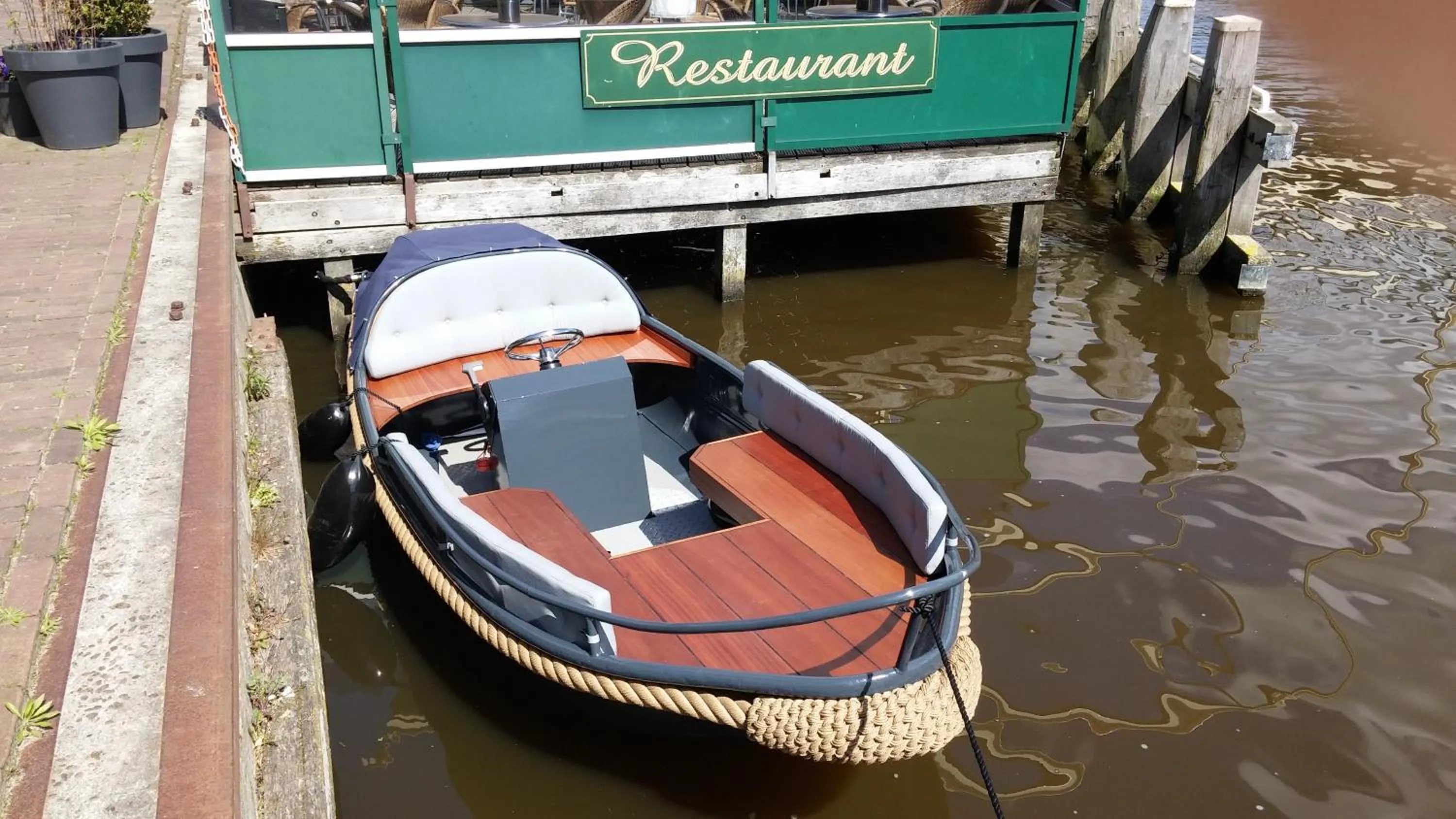 Activities in Hotel Restaurant It posthus