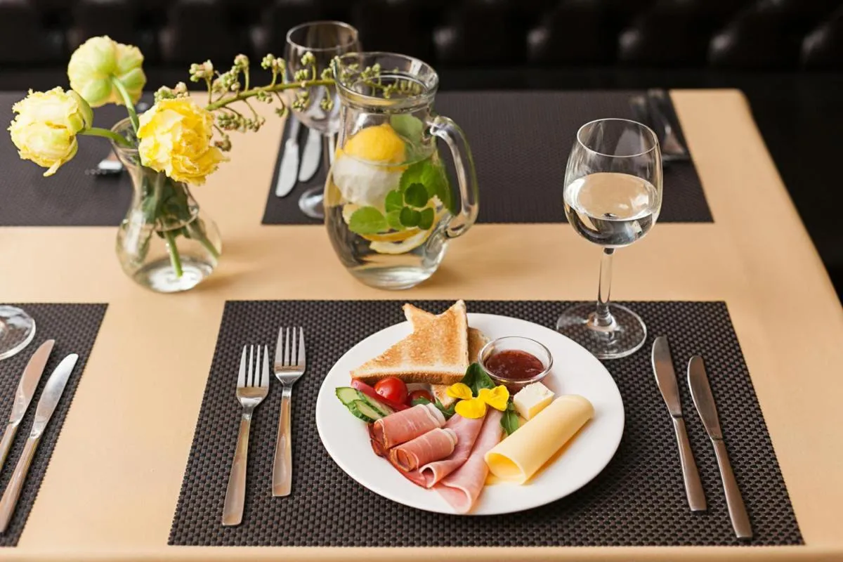 Breakfast in Conviva