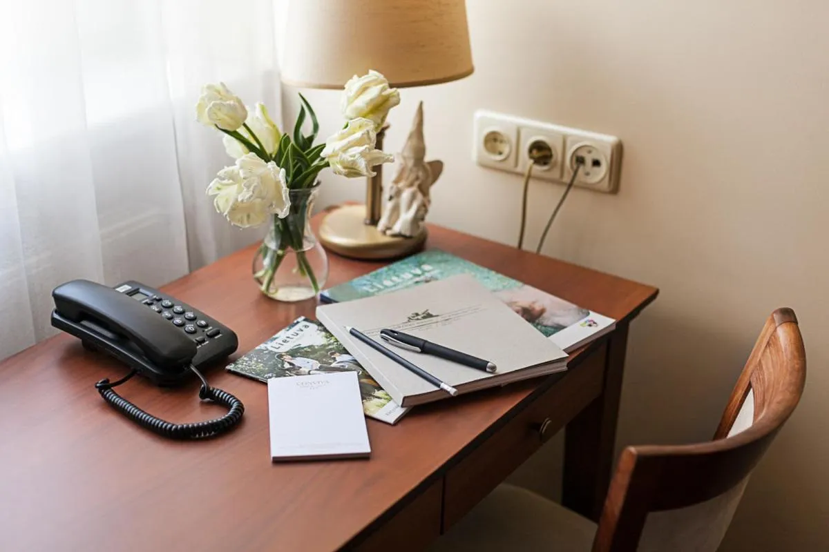 Photo of the whole room in Conviva