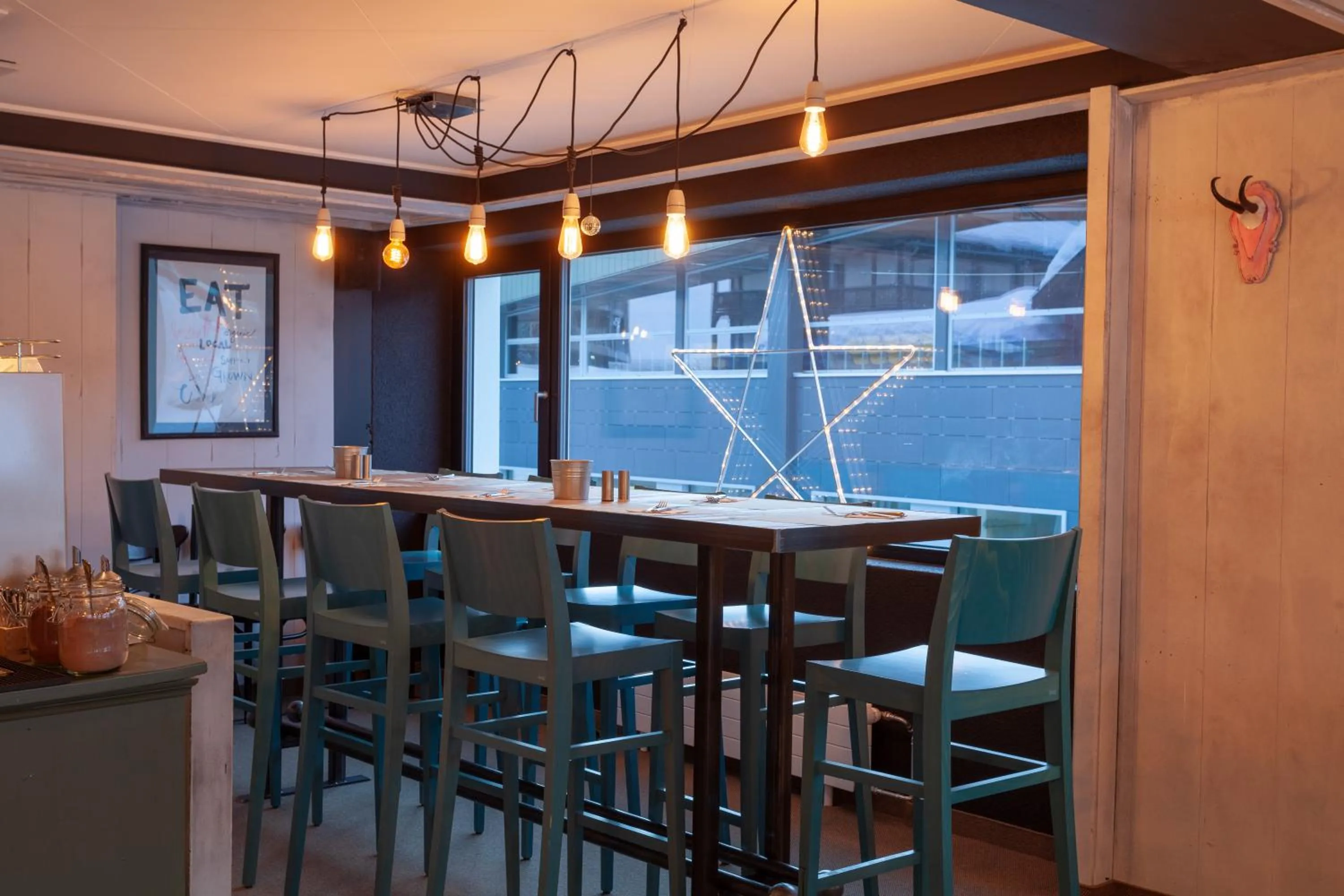 Breakfast in Hotel Provisorium13