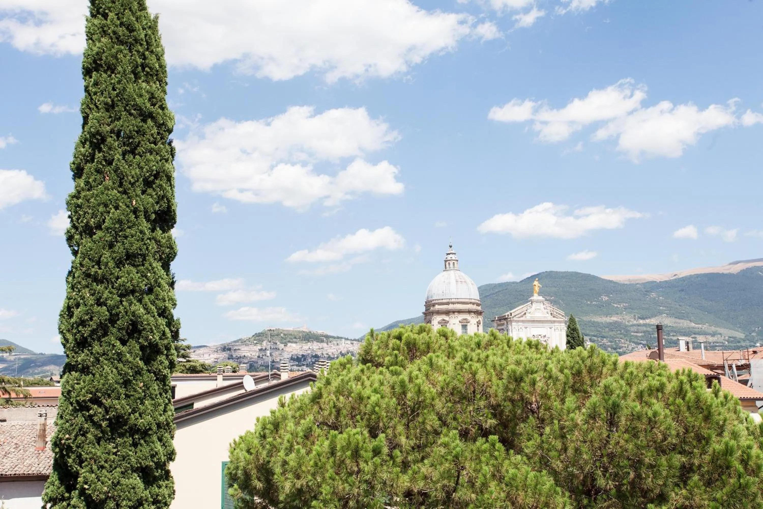 Nearby landmark in Hotel Los Angeles