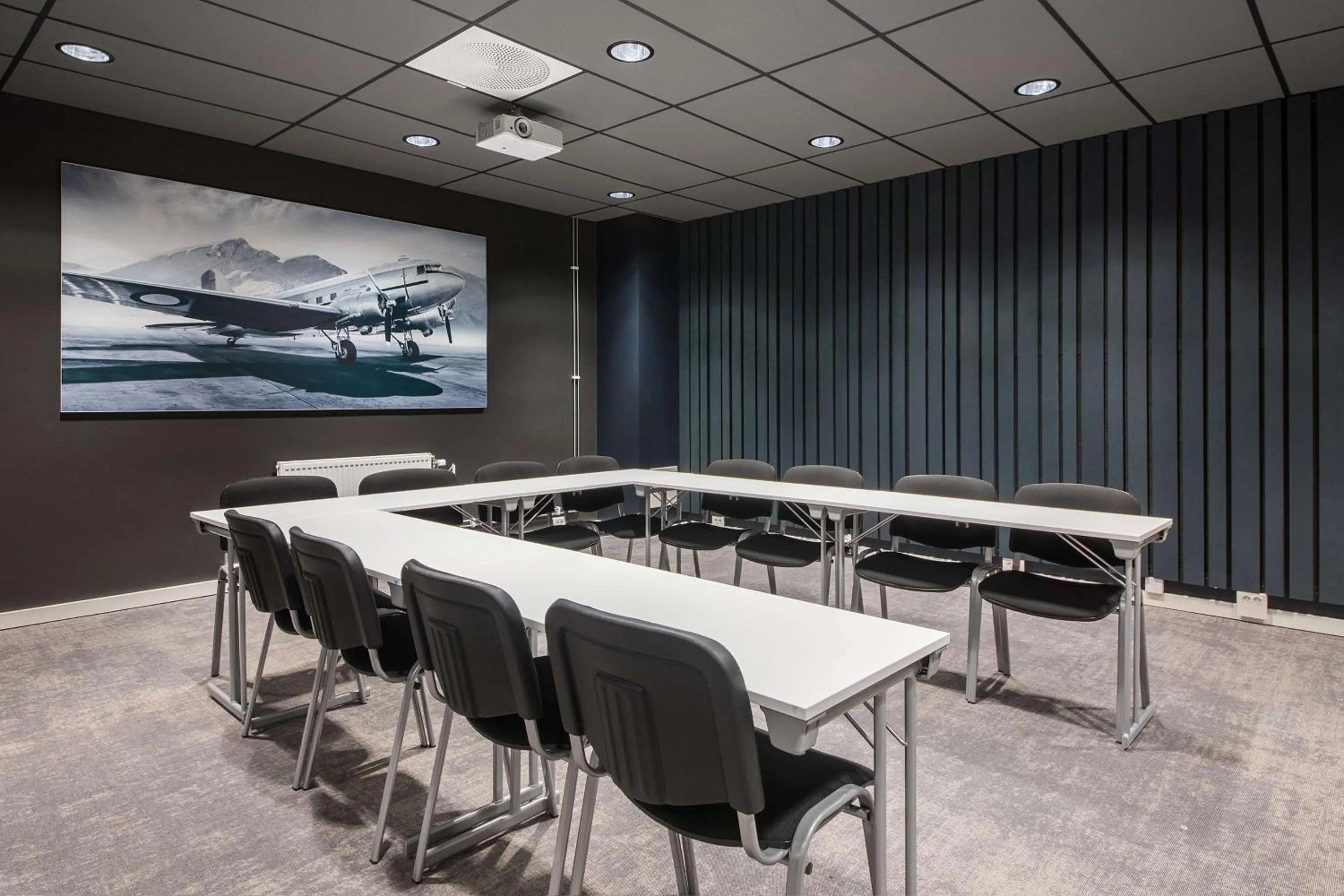 Meeting/conference room in Park Inn by Radisson Oslo Airport Hotel West