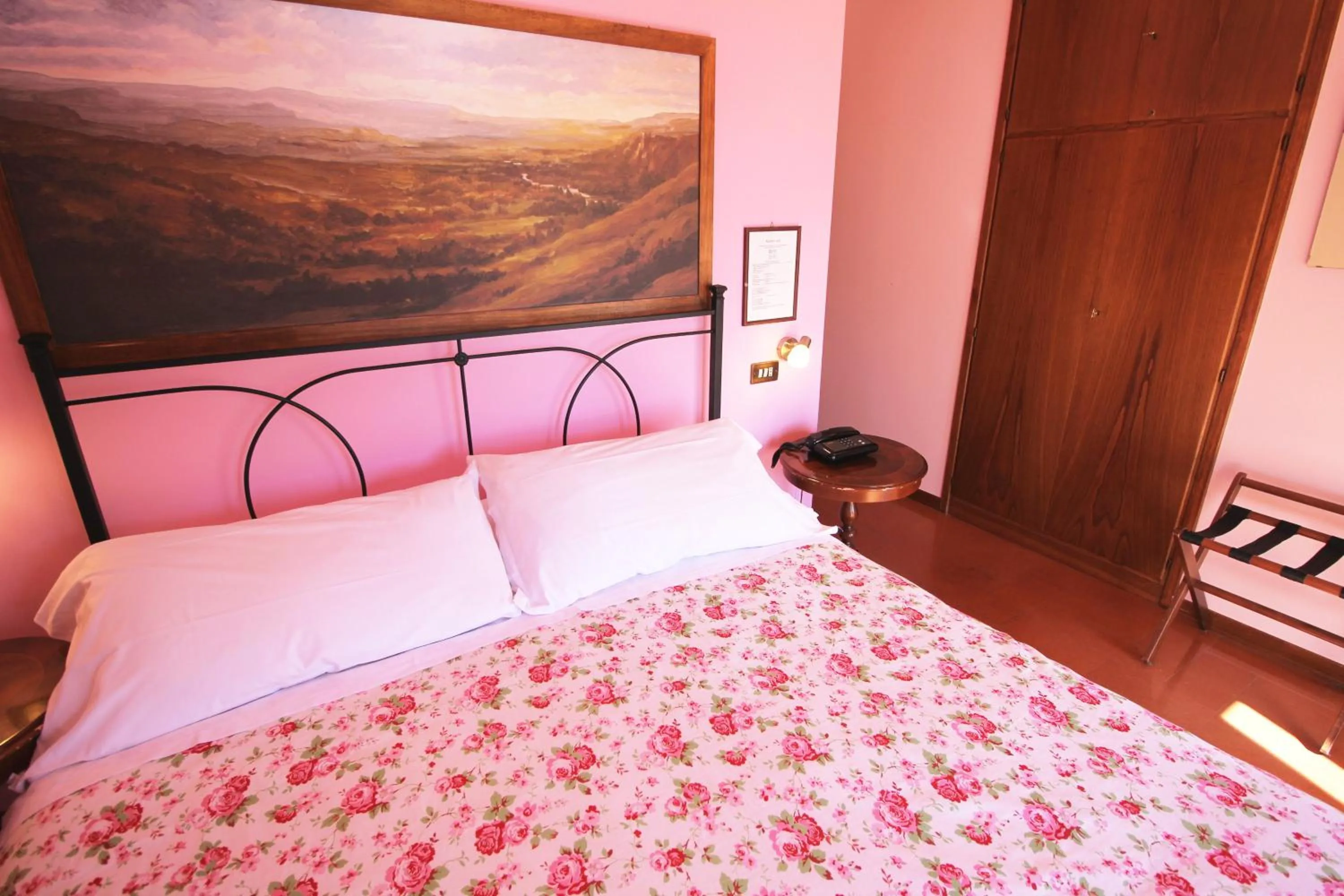 Decorative detail, Bed in Hotel Pallotta