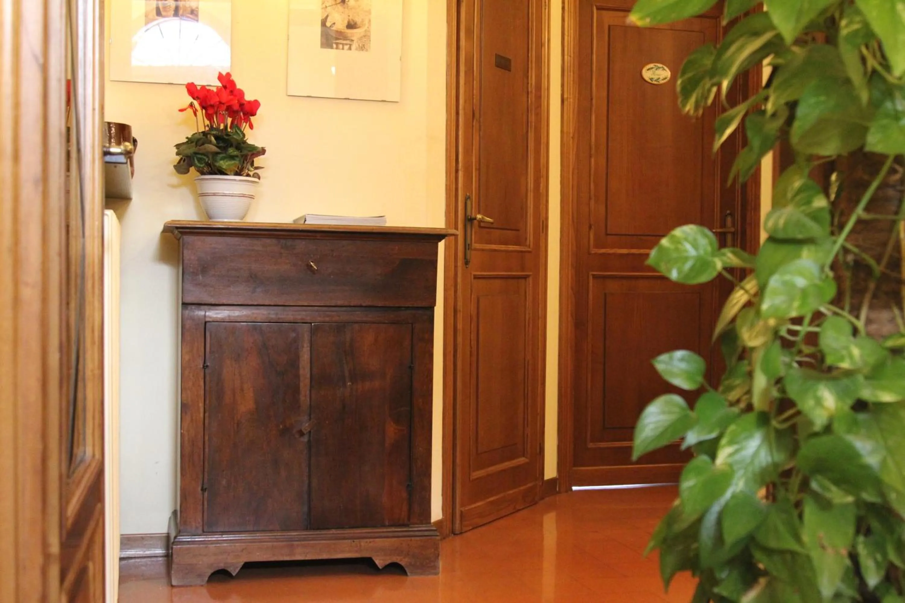 Decorative detail in Hotel Pallotta