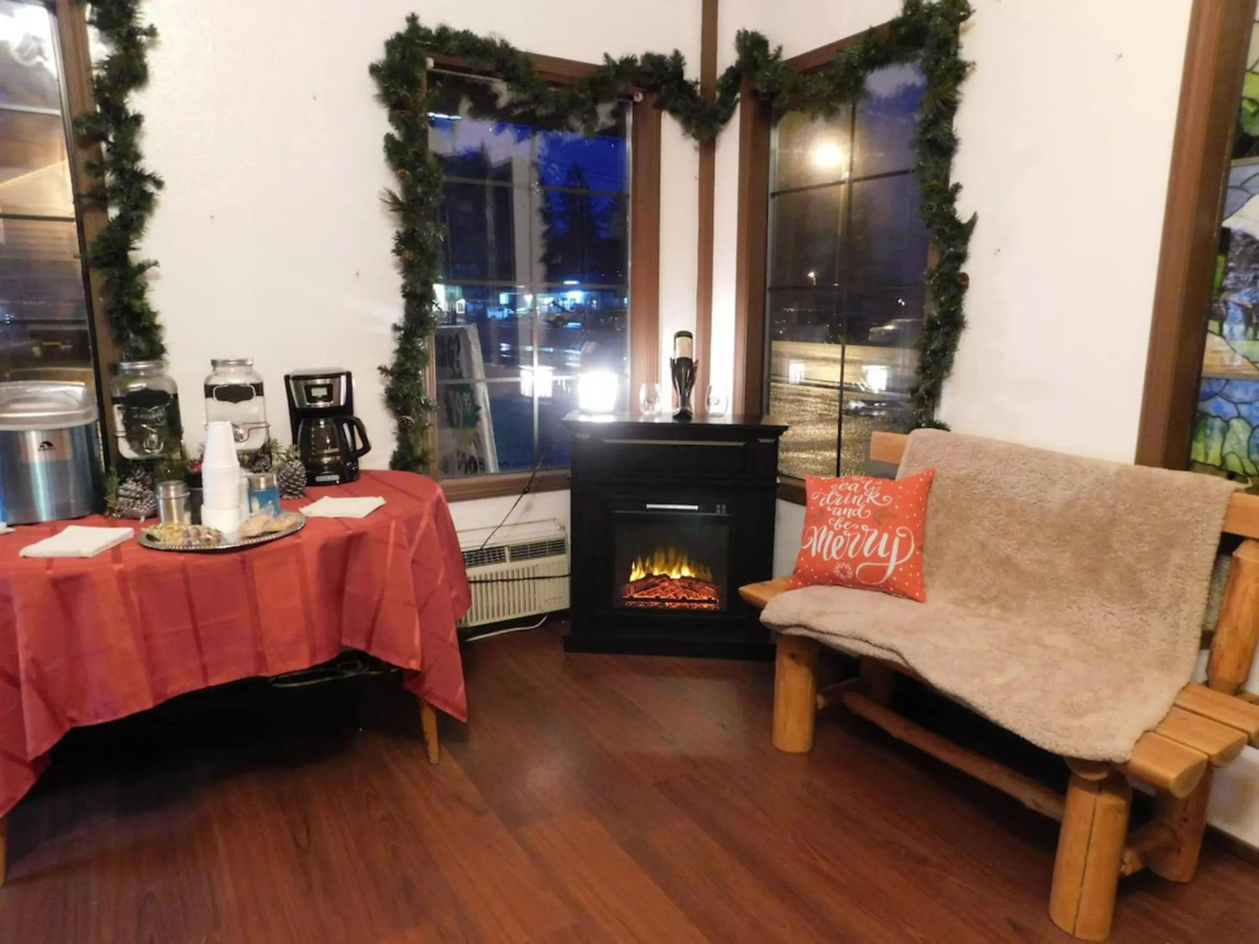 Lobby or reception in Packwood Inn