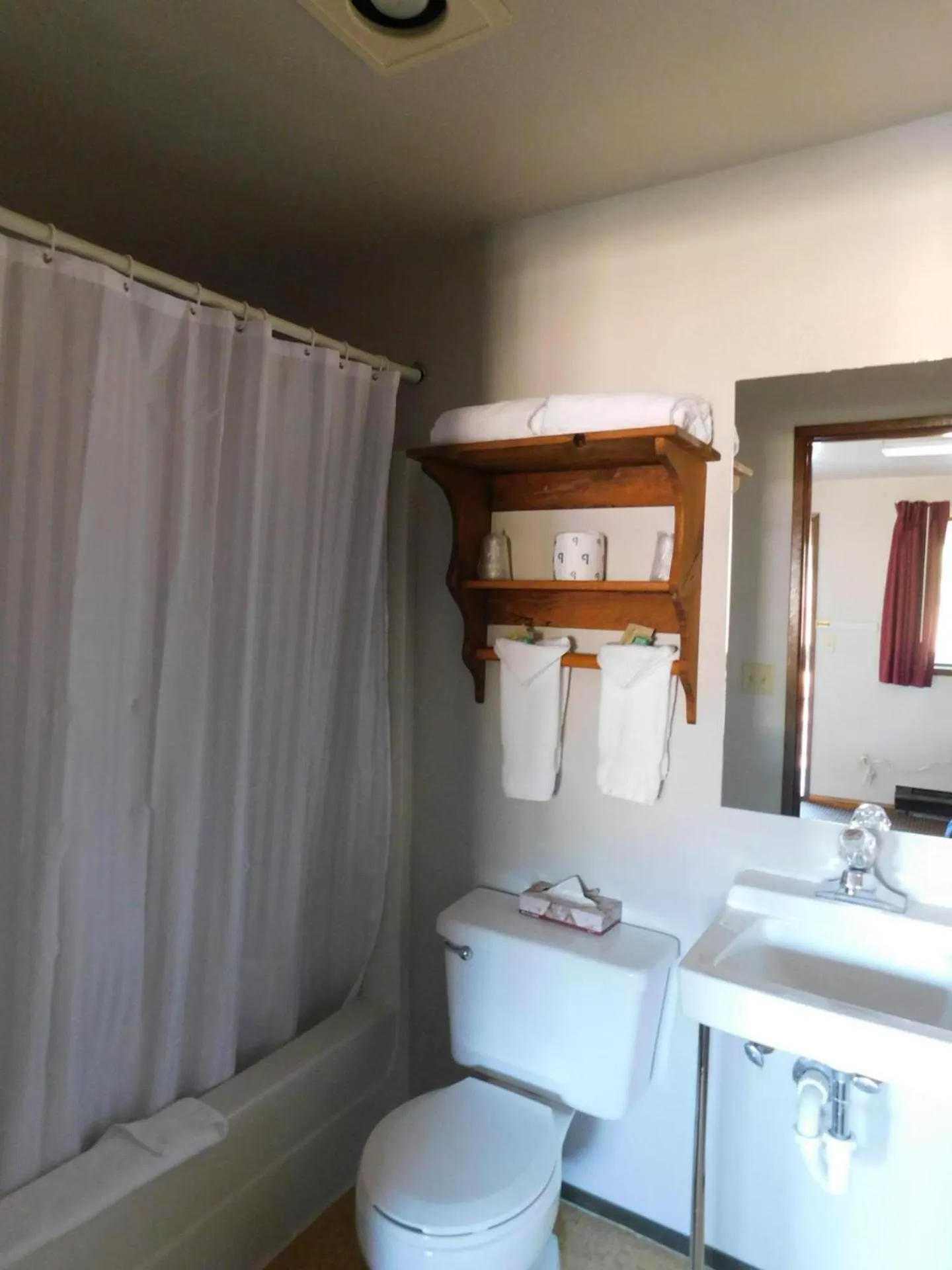 Bathroom in Packwood Inn