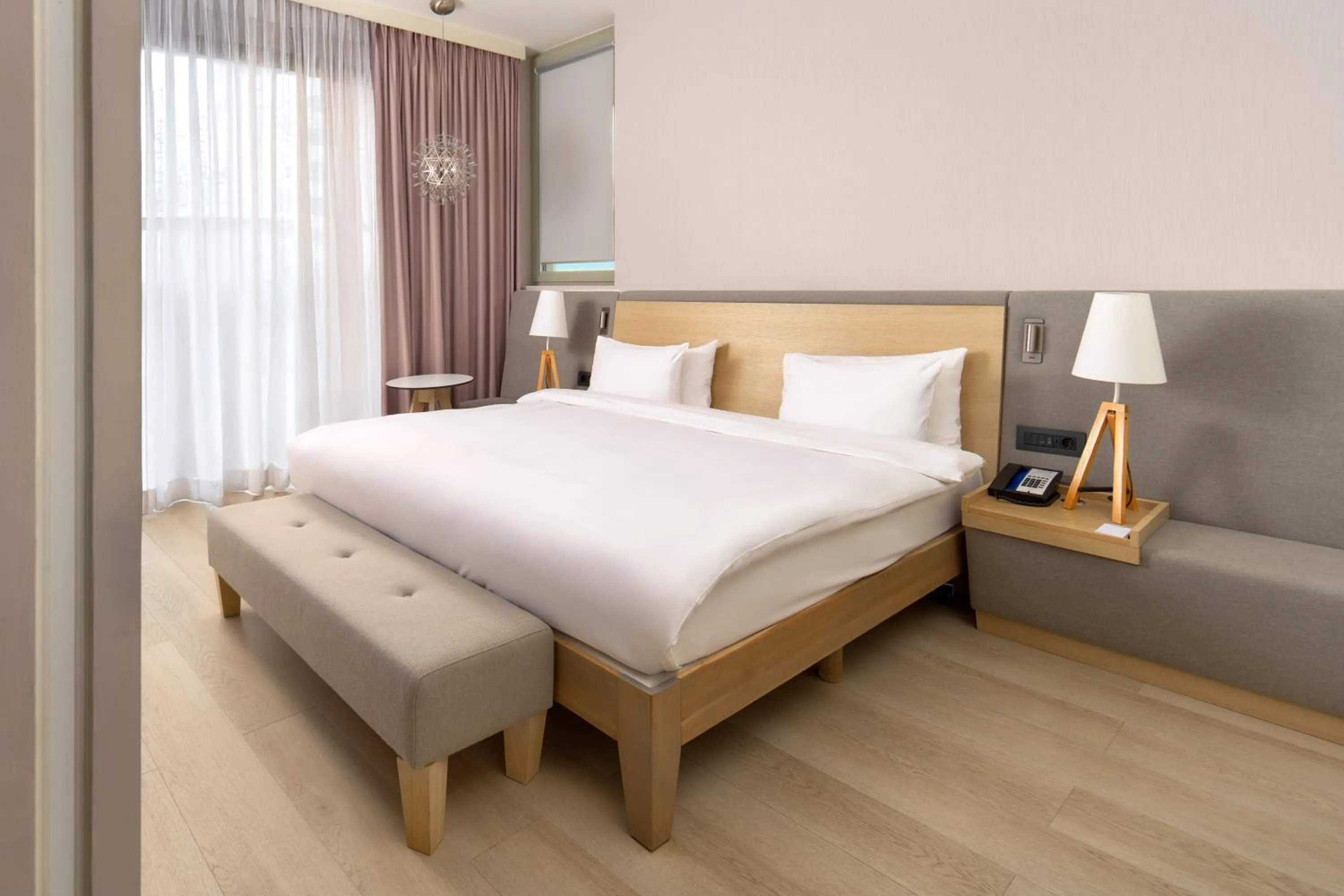 Bedroom, Bed in Radisson Blu Resort & Spa