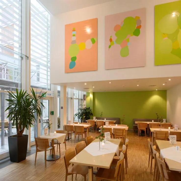 Restaurant/places to eat in Hotel St. Olav