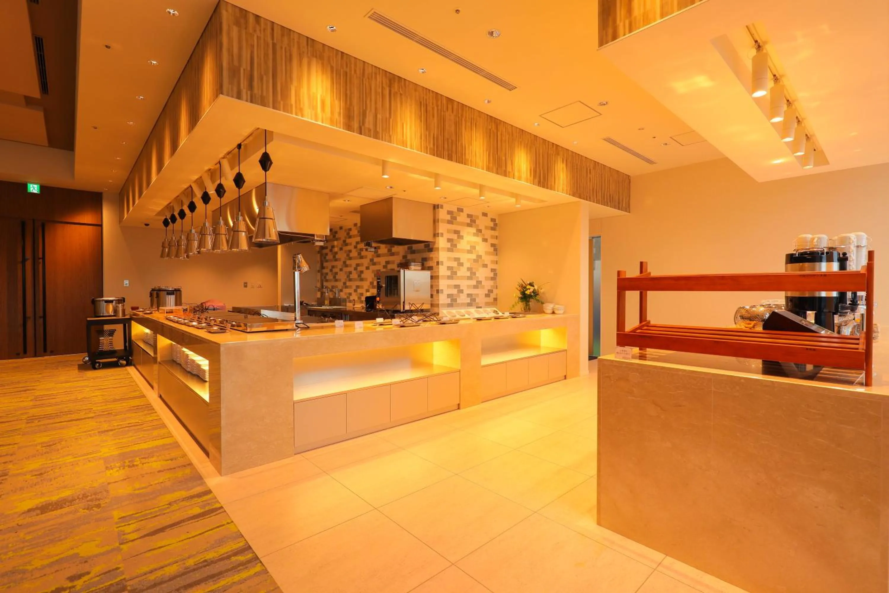 Restaurant/places to eat in Nihon Seinenkan Hotel