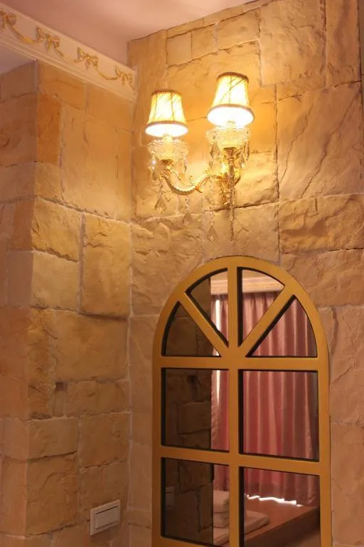 Decorative detail in Hi Kids B&B