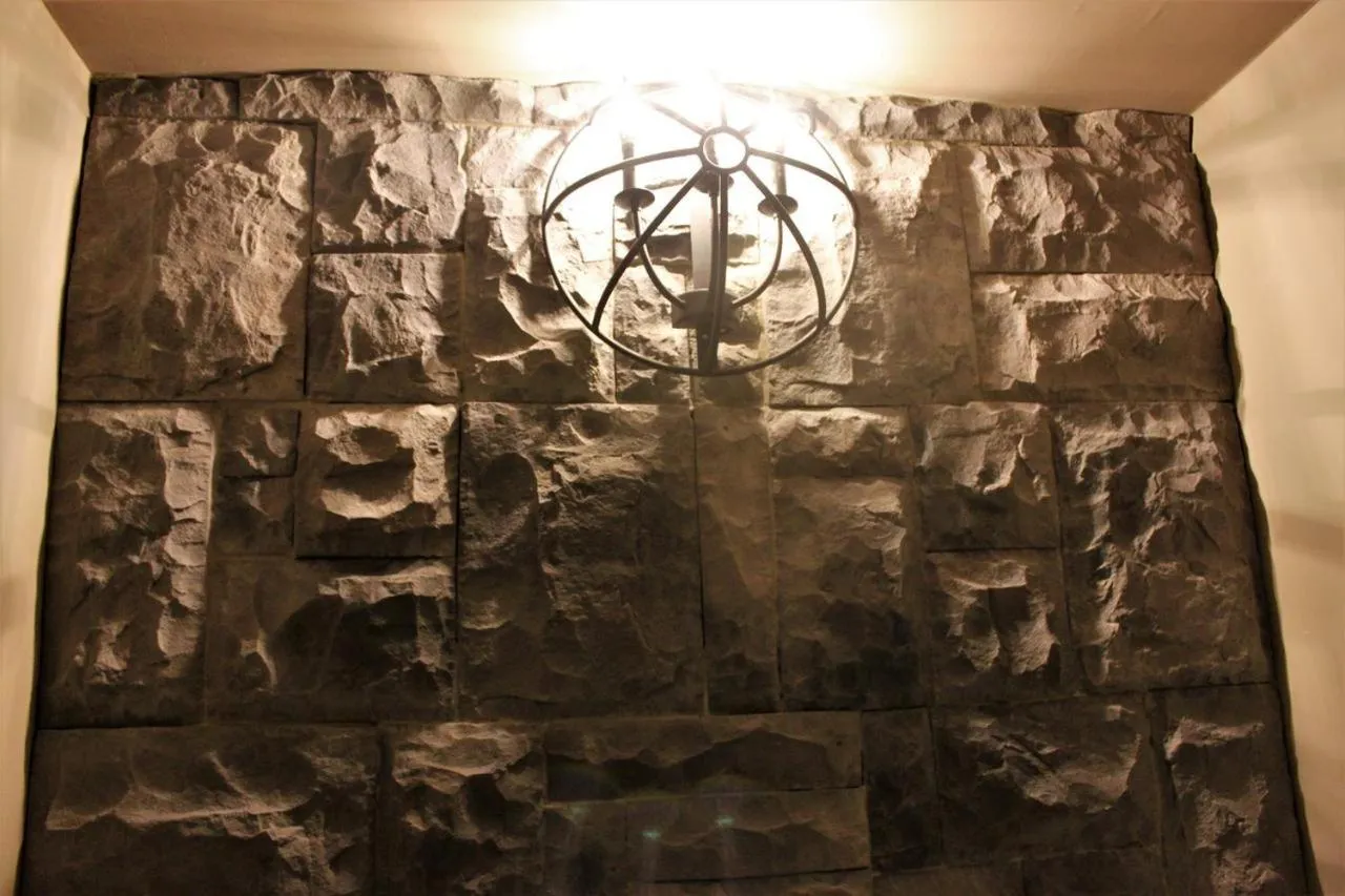 Decorative detail in Hi Kids B&B