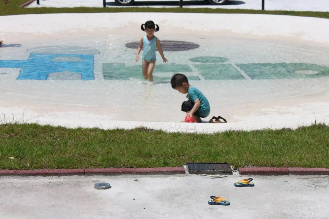 People in Hi Kids B&B