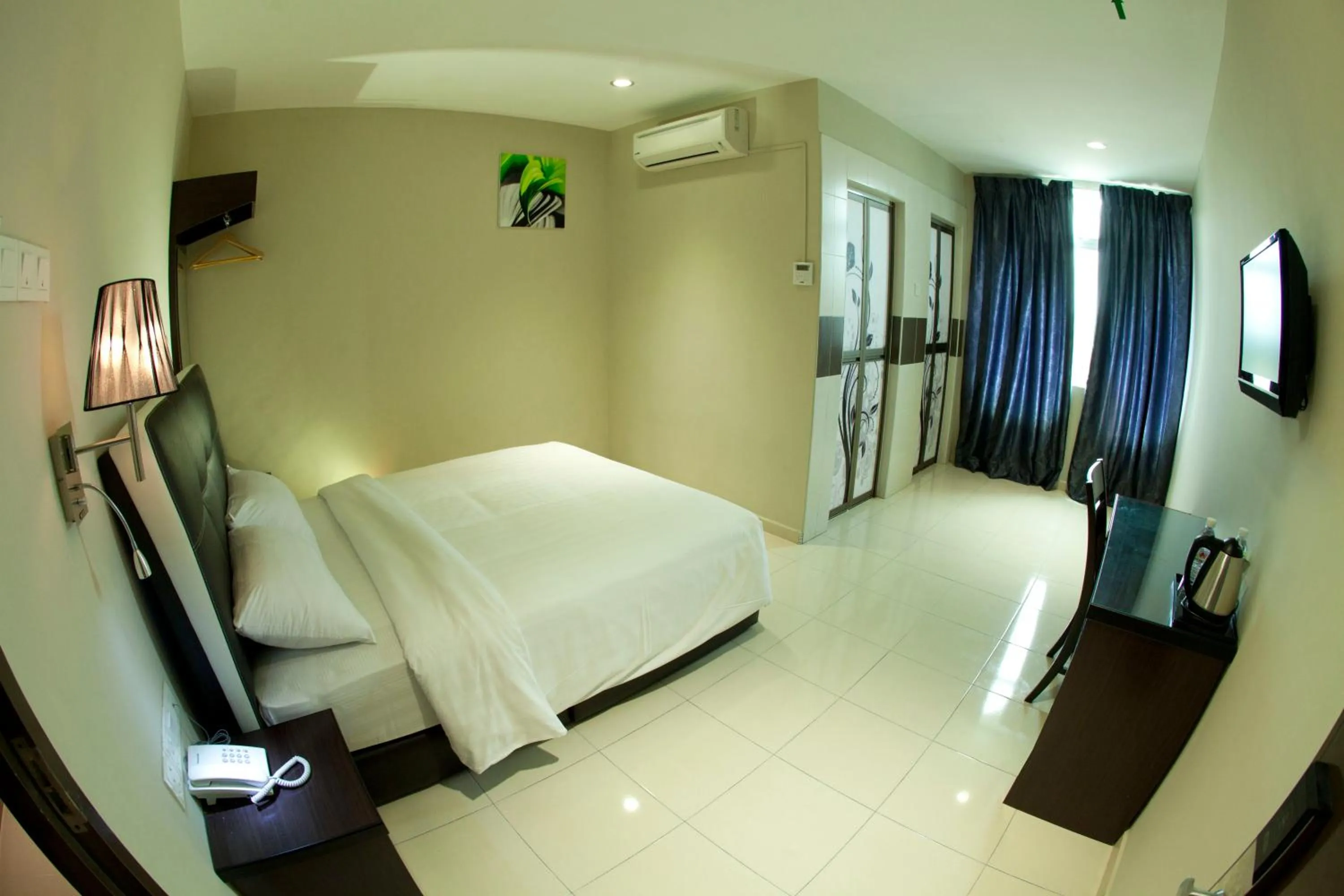 Bed in Ayer Hitam Hotel