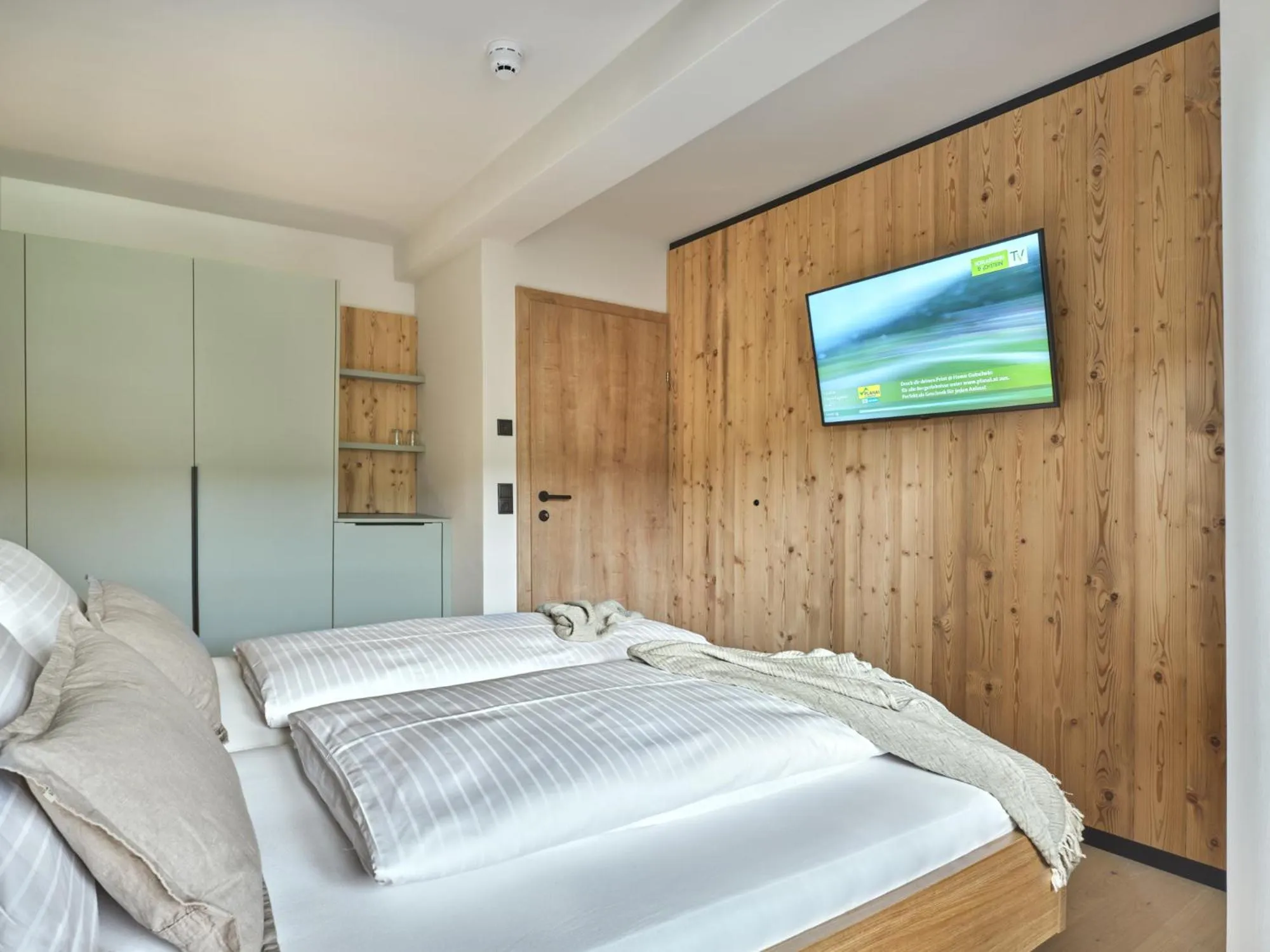 Bed in Hotel Matschner