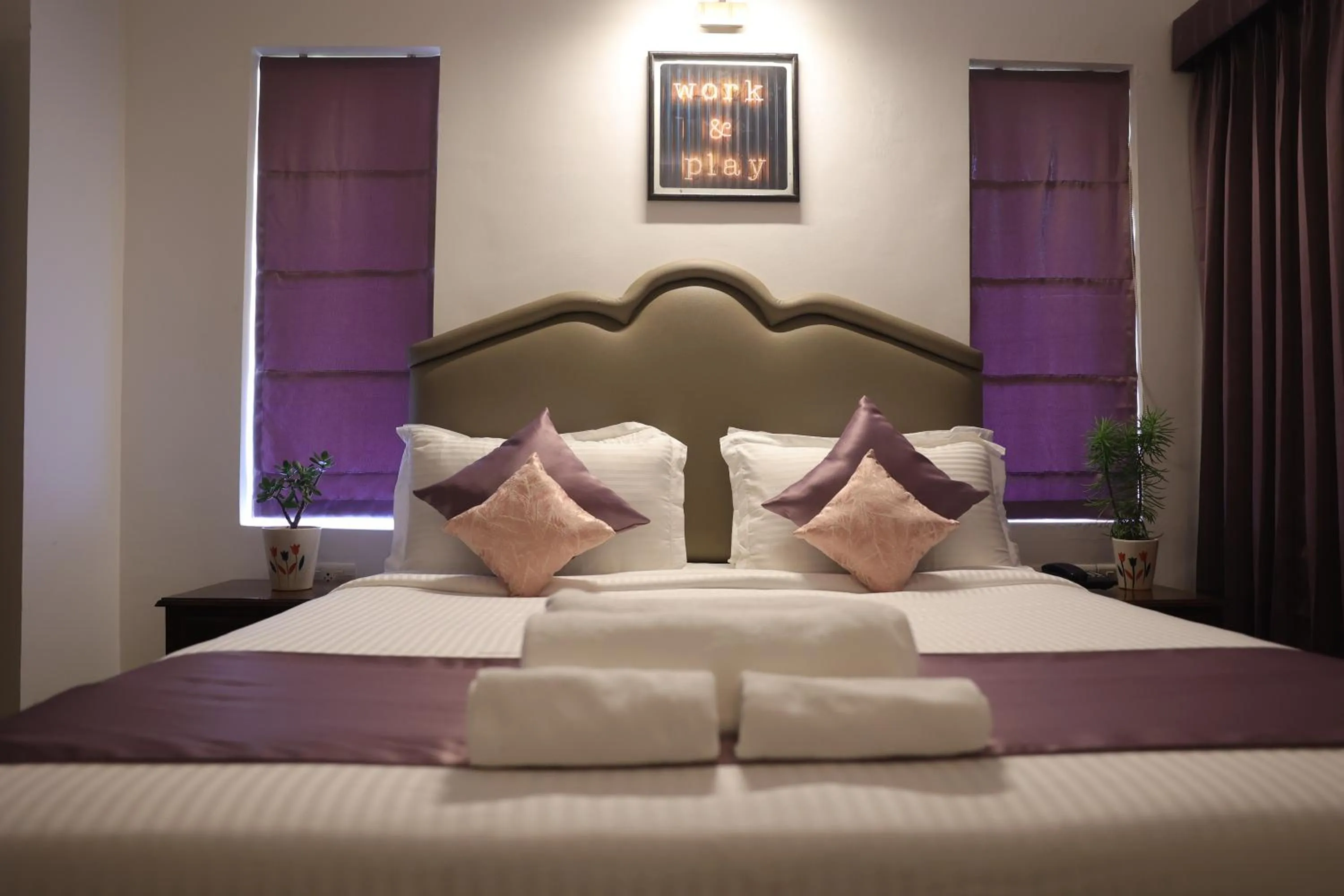 Bed in Casa Ahaana Resort Vagator, By Lavin Hotels