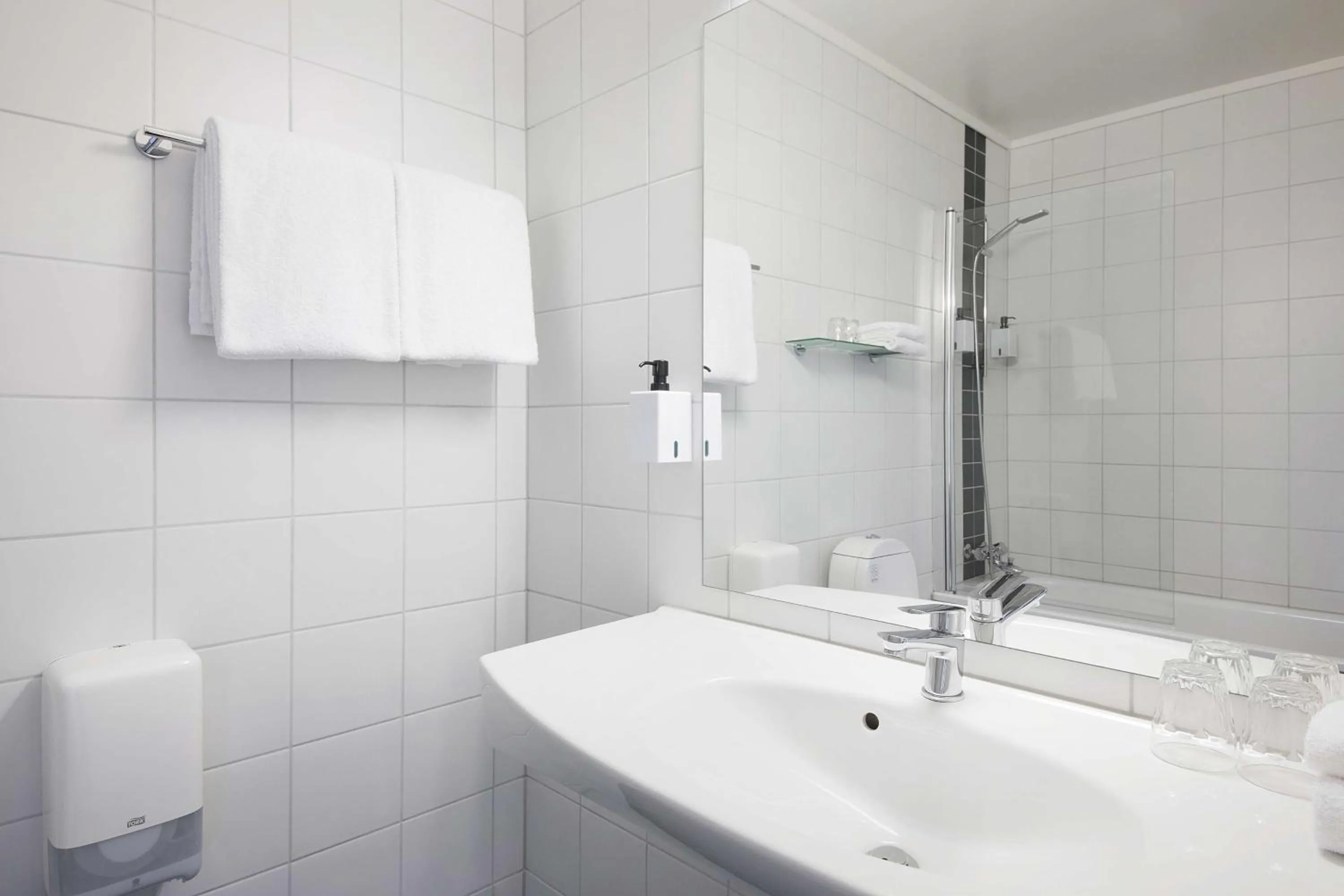 Bathroom in Scandic Vestfjord Lofoten