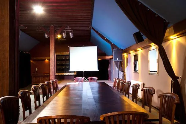 Business facilities in A' PROPOS Hotel, Restauracja, Club