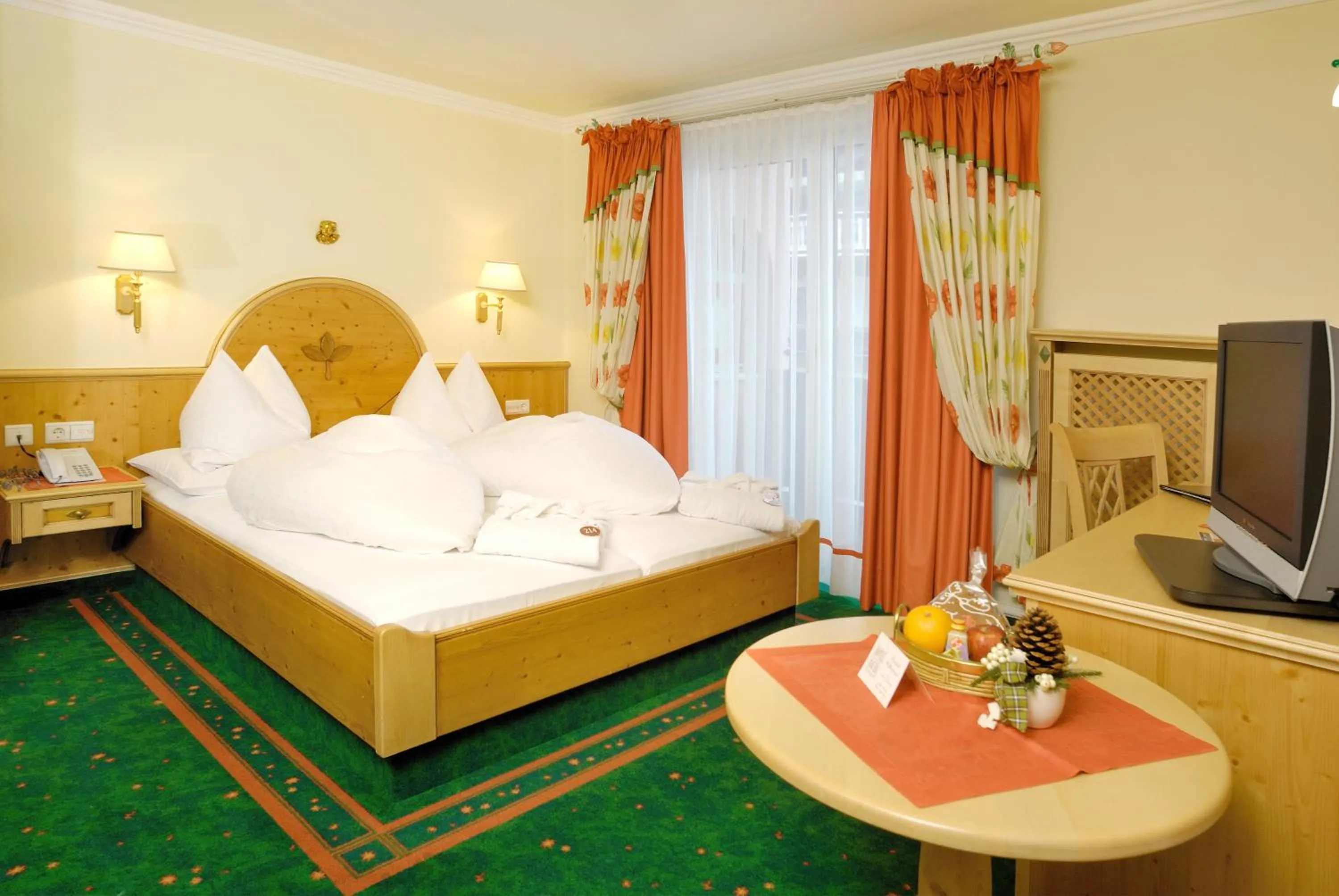 Photo of the whole room, Bed in Boutique-Hotel Bauer