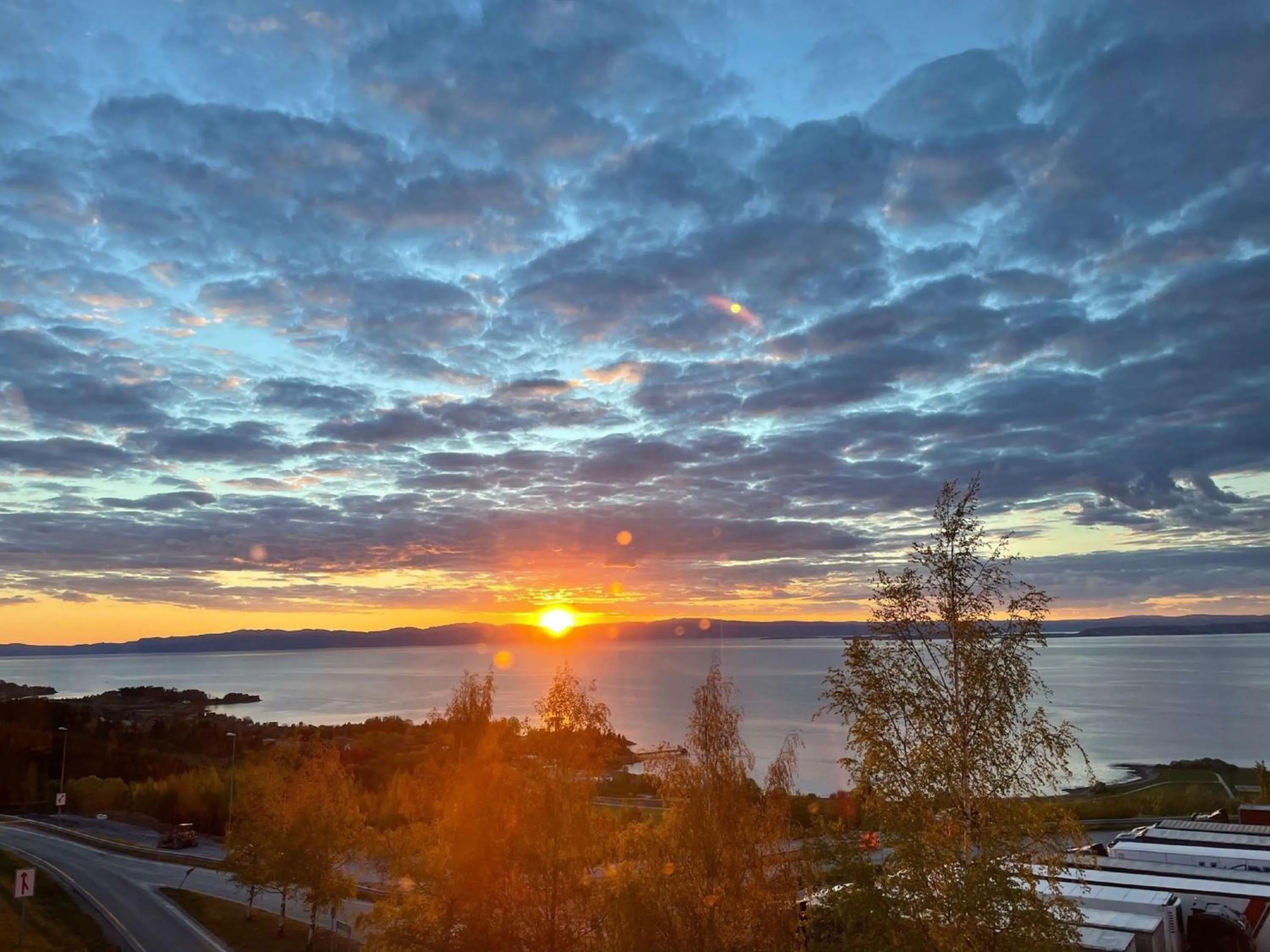 Restaurant/places to eat in Stav Hotel