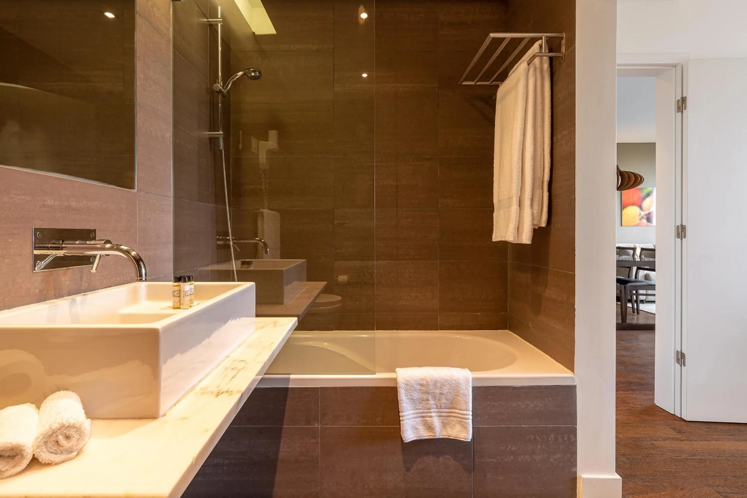 Shower in Monchique Resort & Spa