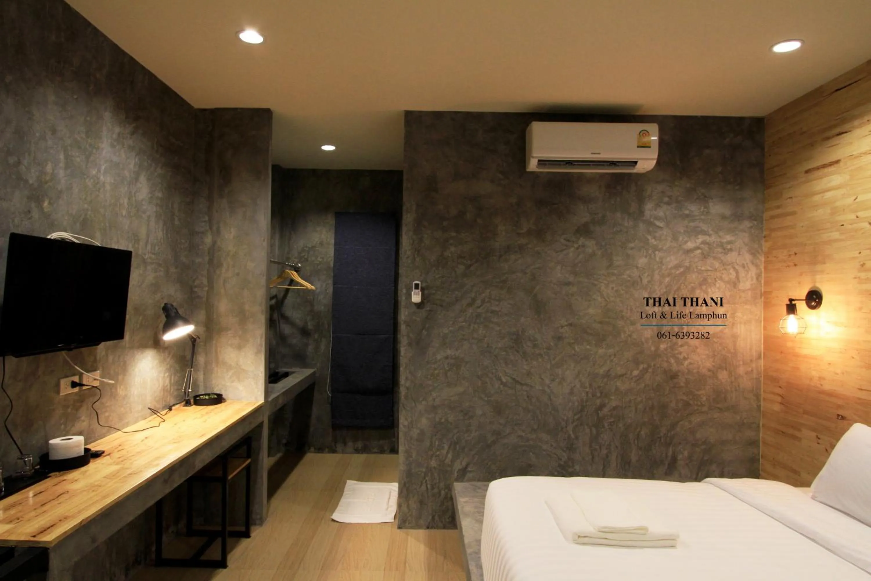 Bed in THAI THANI Loft & Life Lamphun