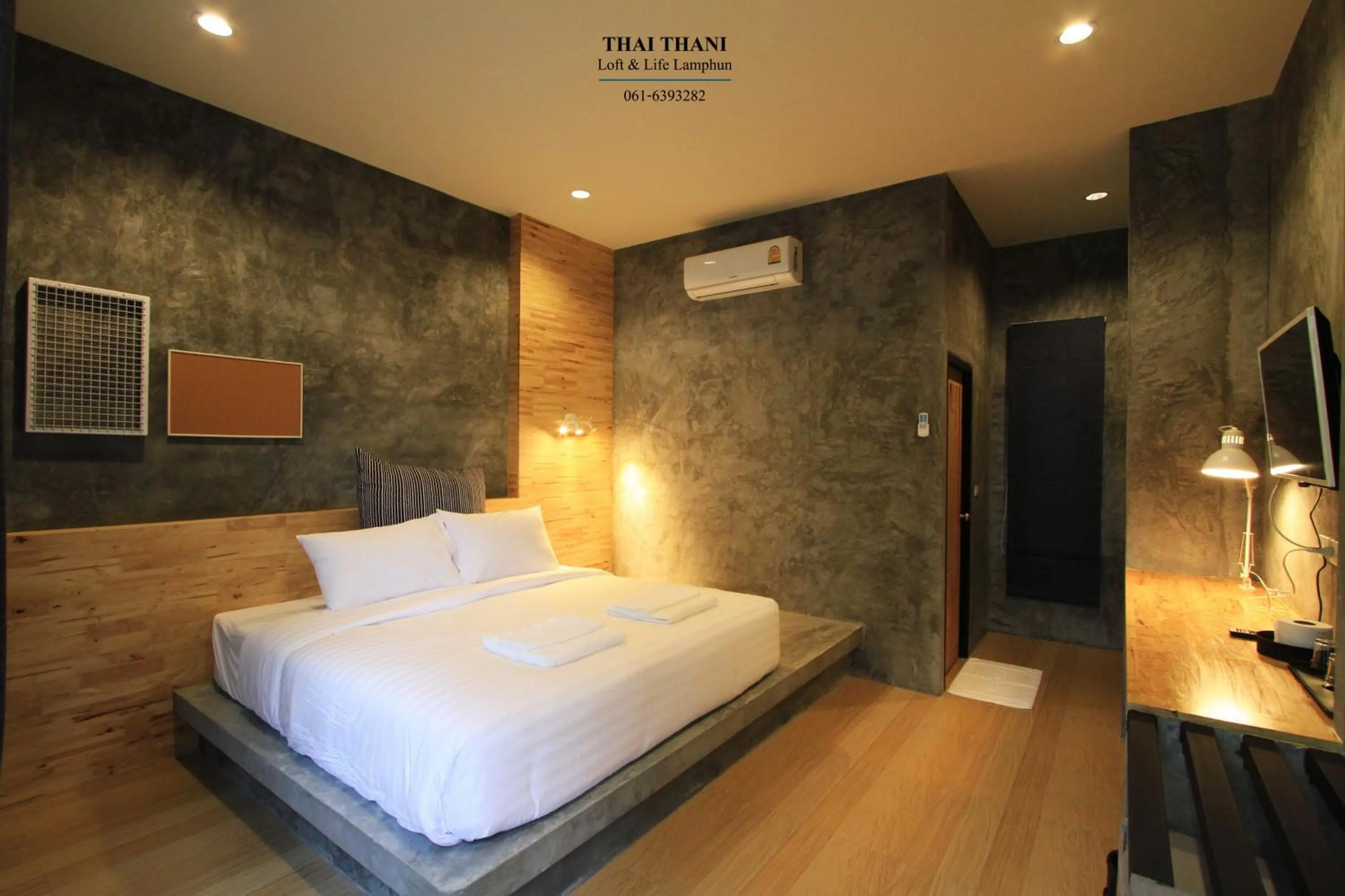Bed in THAI THANI Loft & Life Lamphun