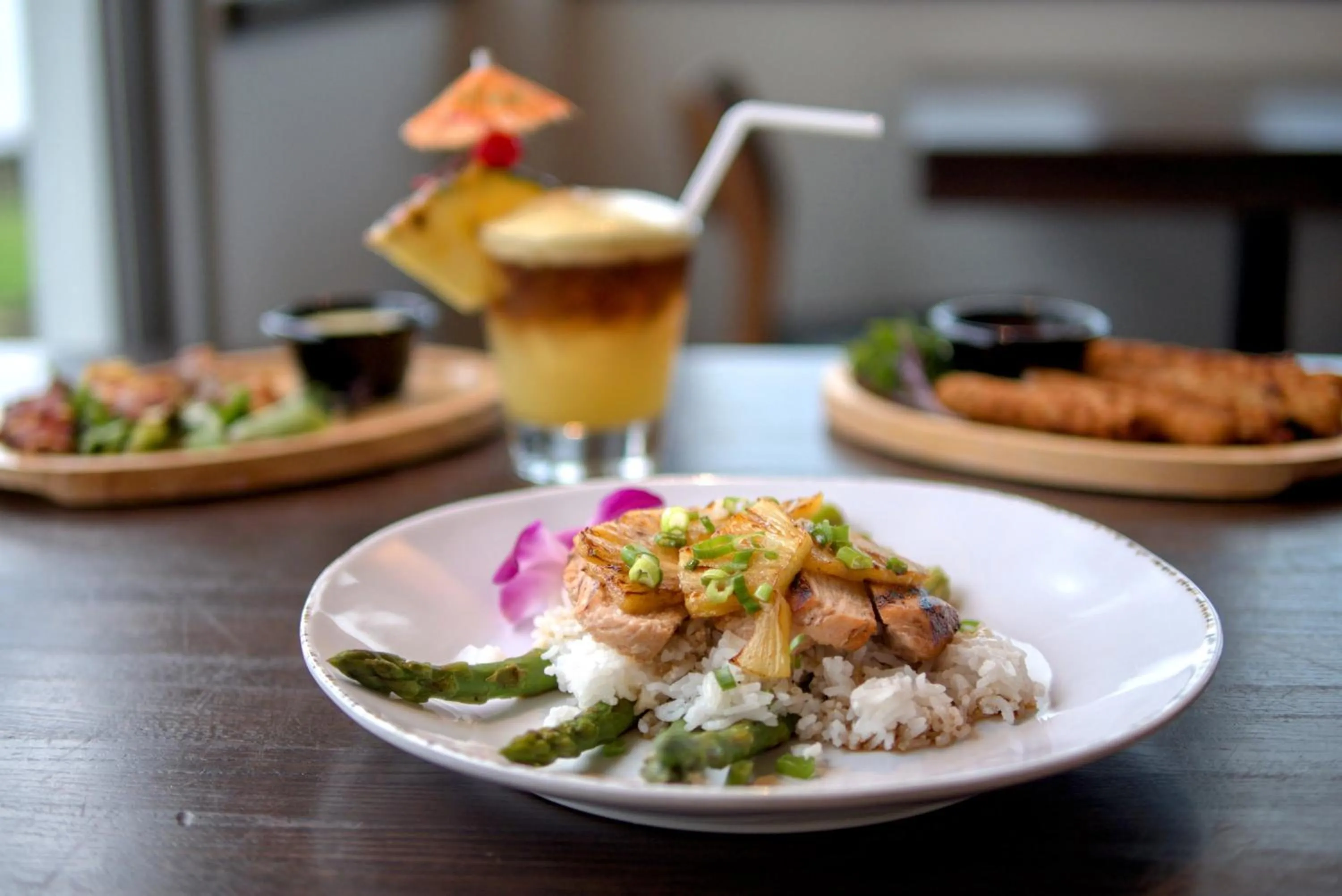 Restaurant/places to eat in Grand Naniloa Hotel, a Doubletree by Hilton