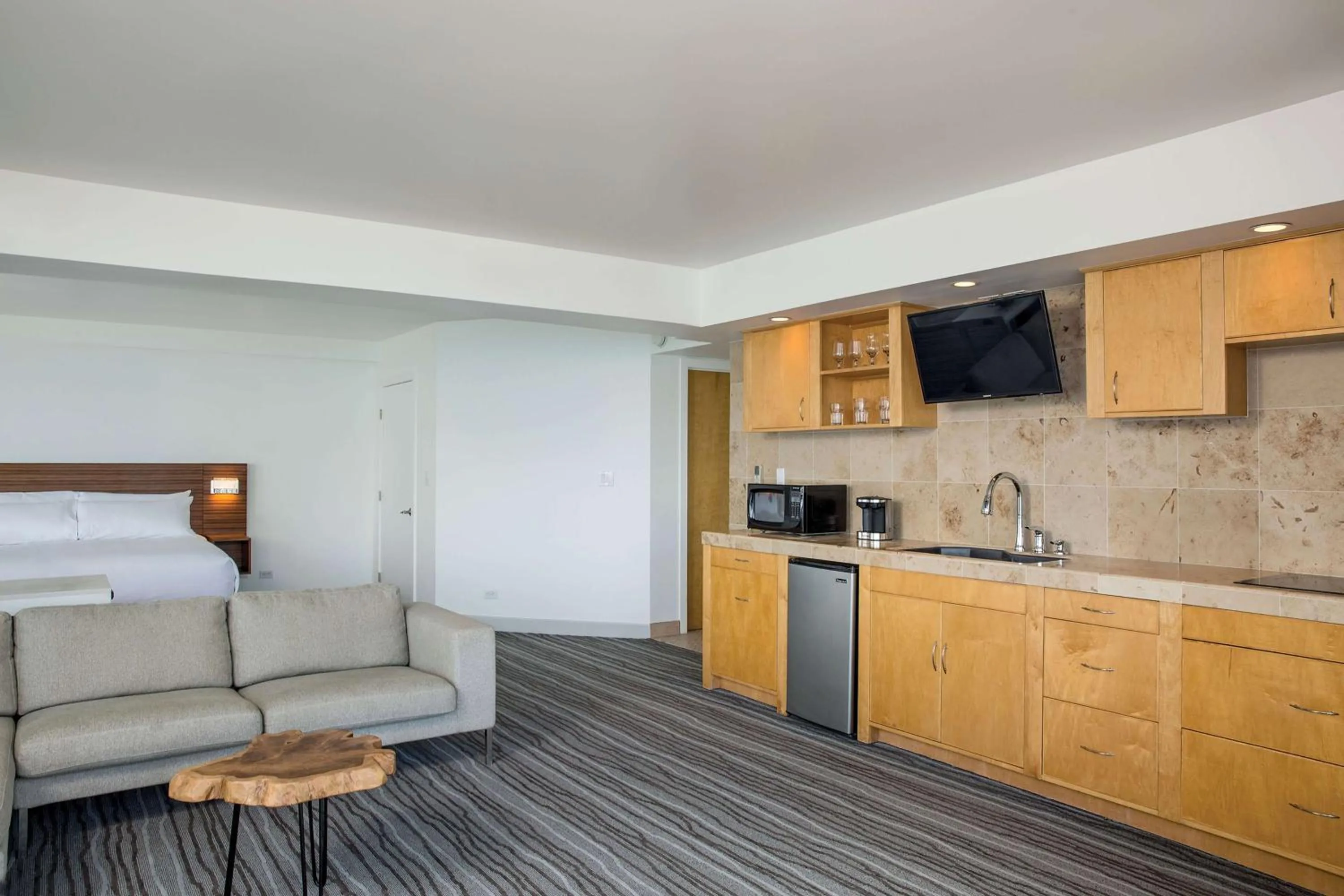 Living room in Grand Naniloa Hotel, a Doubletree by Hilton