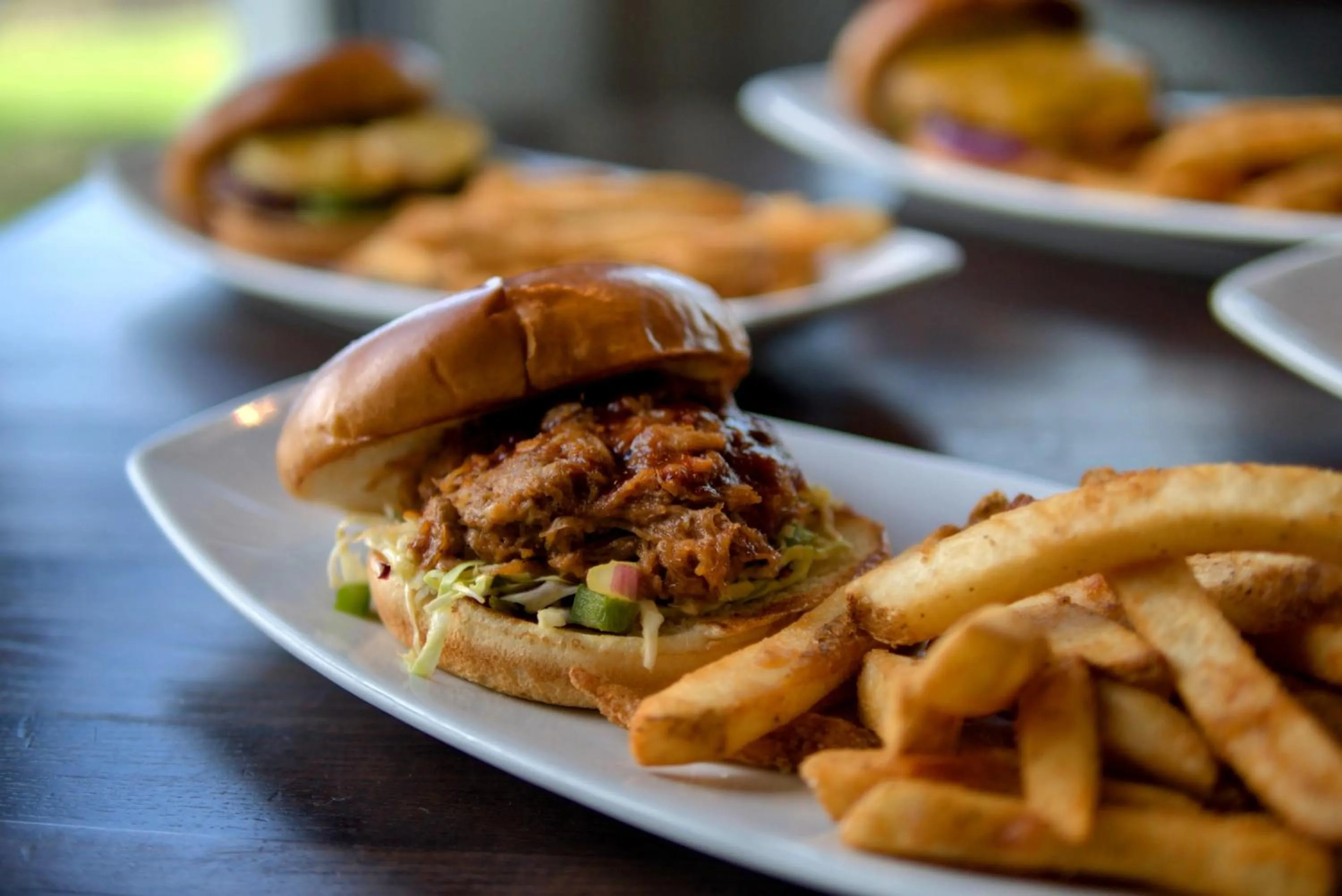 Restaurant/places to eat in Grand Naniloa Hotel, a Doubletree by Hilton