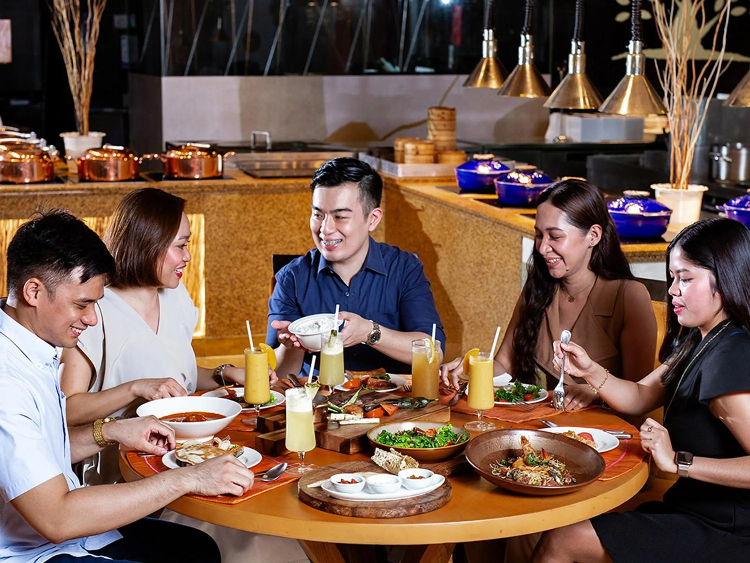 Restaurant/places to eat in Makati Shangri-La, Manila