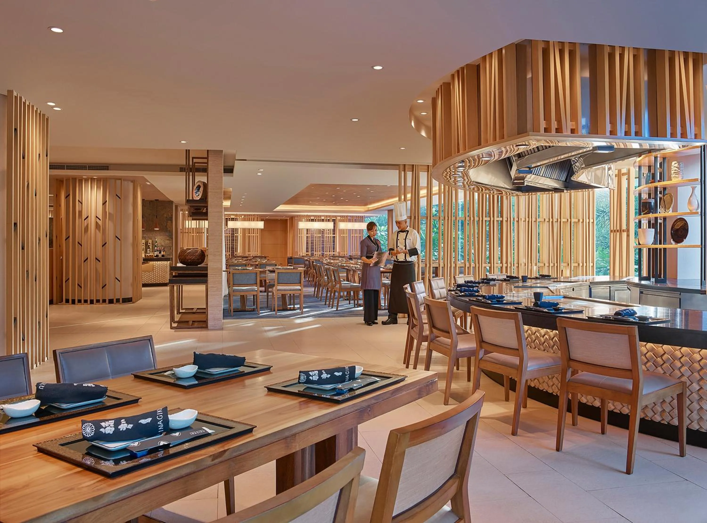 Restaurant/places to eat in Makati Shangri-La, Manila