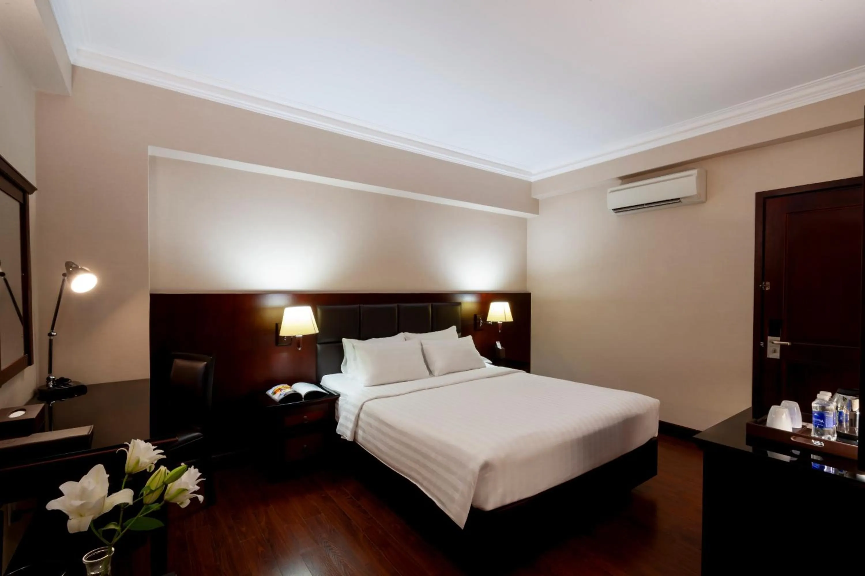 Bed in Nhat Ha 2 Hotel