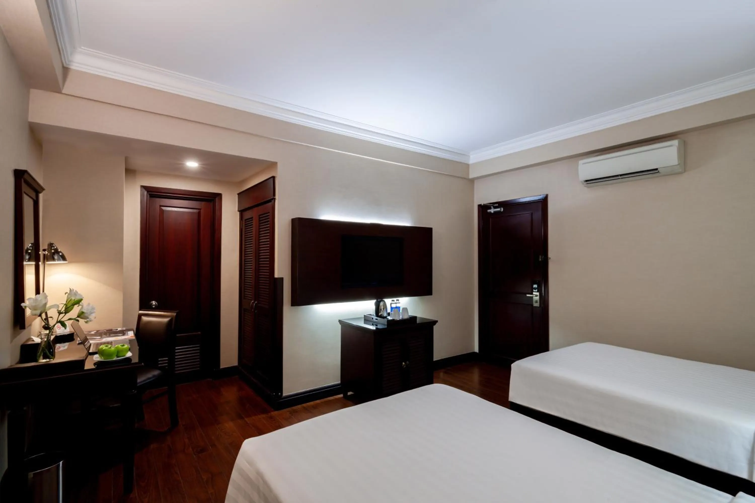 Bed in Nhat Ha 2 Hotel